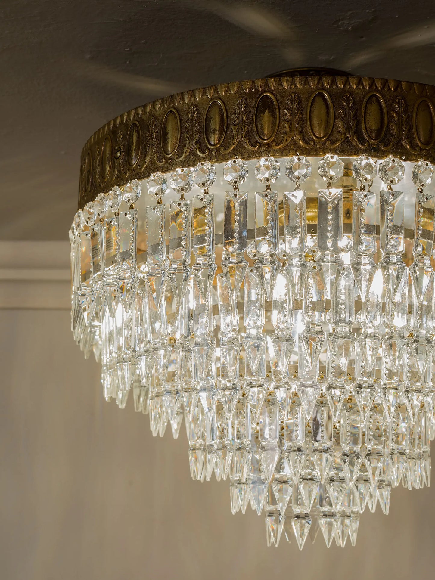 Plafoniera Vintage Stile Impero in bronzo con gocce pendenti, 4 luci | Lo Stile Italiano
