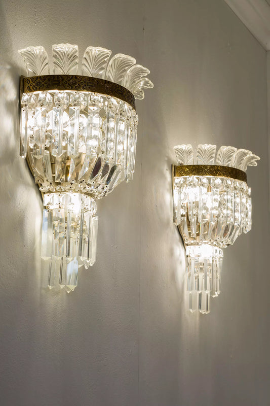 Coppia di Applique Vintage in Ottone e Cristalli a forma di Mongolfiera - 3 luci - Lo Stile Italiano