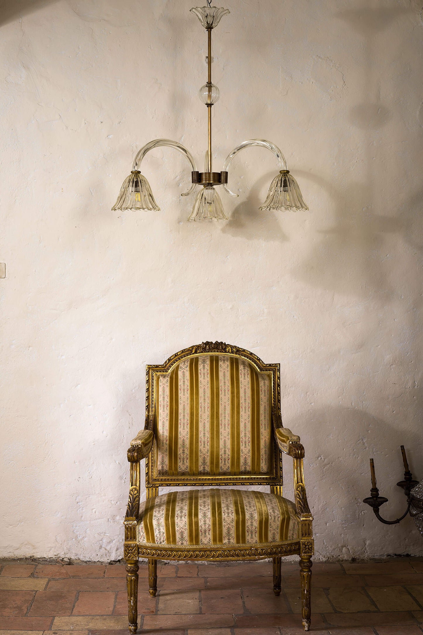 Lampadario Barovier & Toso in vetro di Murano, anni '30, con 3 bracci.. | Lo Stile Italiano