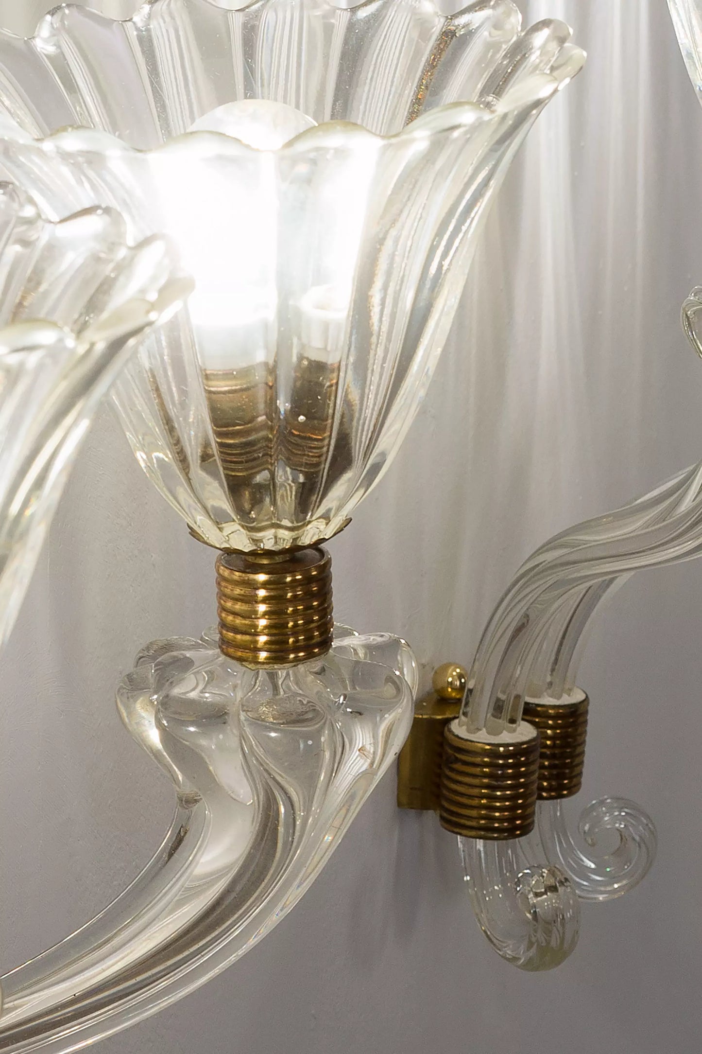 Coppia Lampade da parete Archimede Seguso in vetro di Murano Anni '30 - Lo Stile Italiano