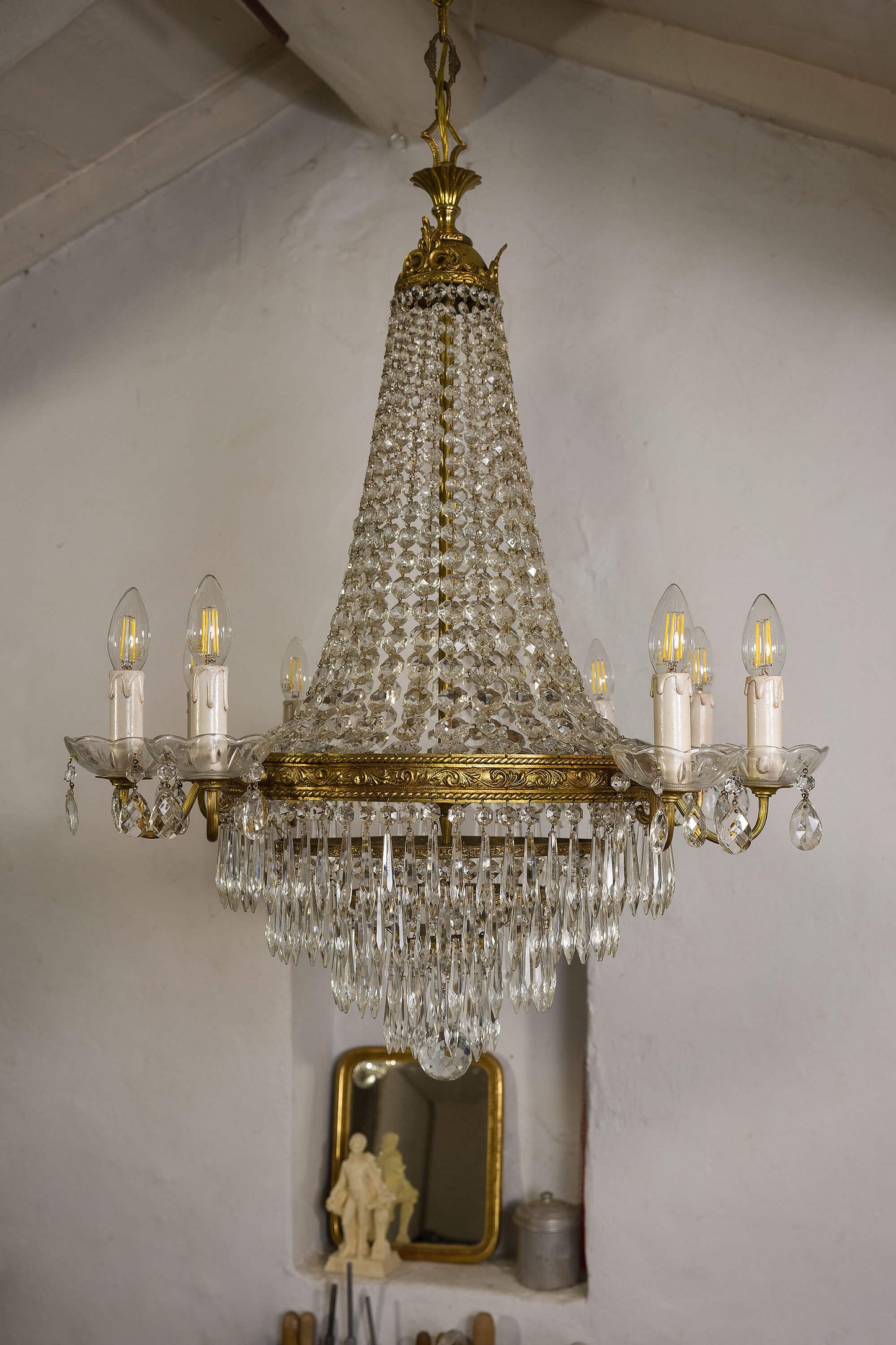 Coppia di lampadari in cristallo e vetro a 12 luci - Lo Stile Italiano