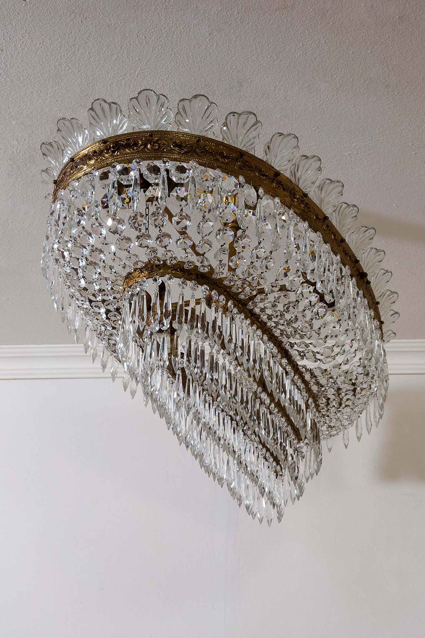 Grande Plafoniera (Lampadario) ovale di cristallo a 8 luci, stile Impero - Lo Stile Italiano