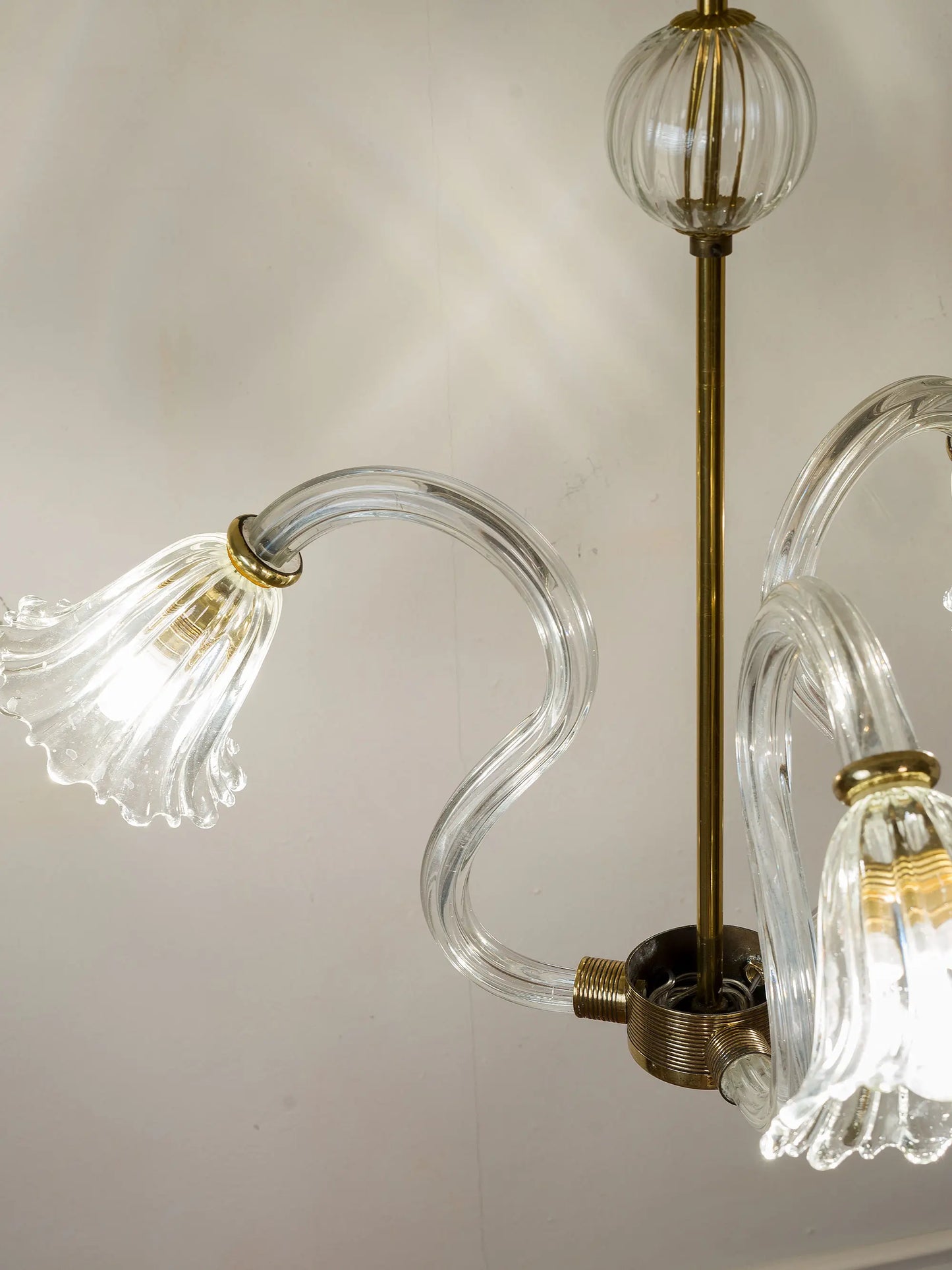 Lampadario vintage di Murano visto dall'alto | Lo Stile Italiano