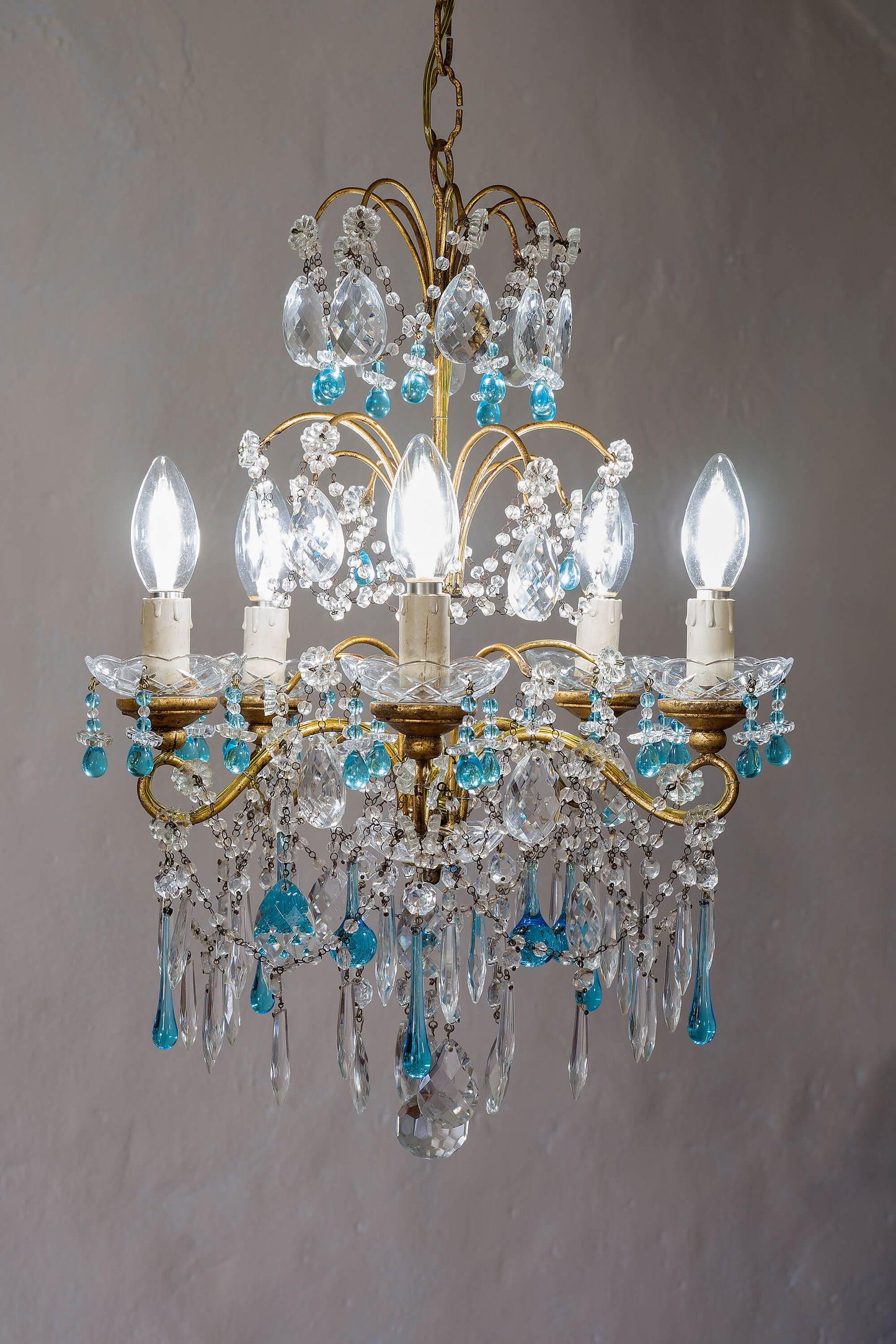 Lampadario Fiorentino 5 Luci, Vintage, con gocce pendenti di Murano - Lo Stile Italiano