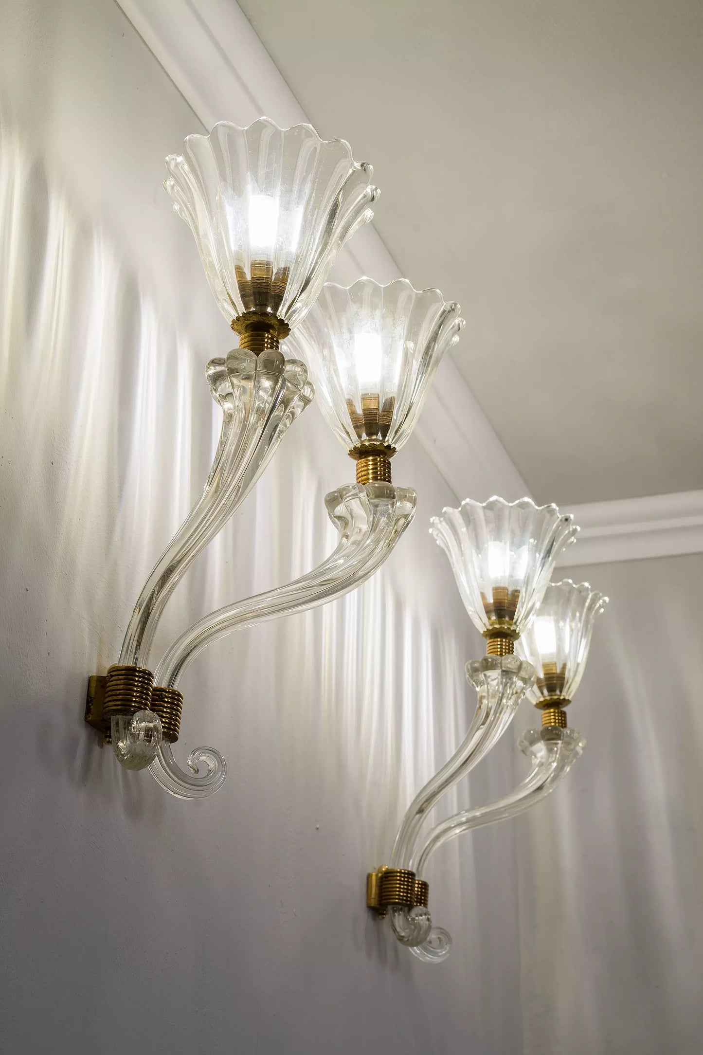Coppia Lampade da parete Archimede Seguso in vetro di Murano Anni '30 - Lo Stile Italiano