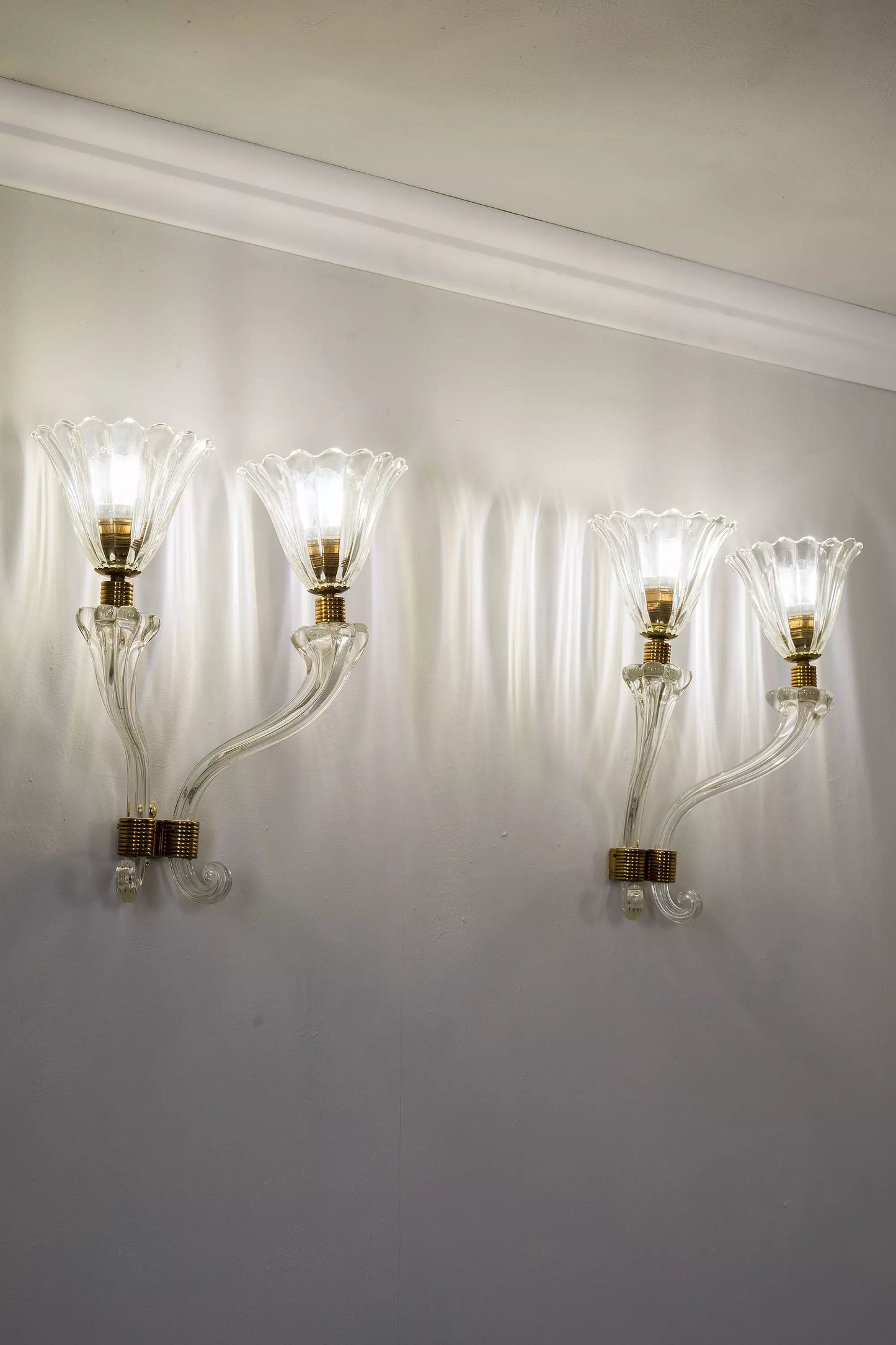 Coppia Lampade da parete Archimede Seguso in vetro di Murano Anni '30 - Lo Stile Italiano
