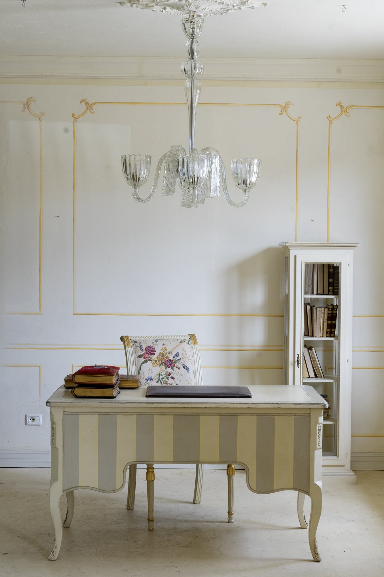 lampadario Ercole Barovier anni '30 (periodo Art Deco). Elegante lampadario per studio-Lo Stile Italiano