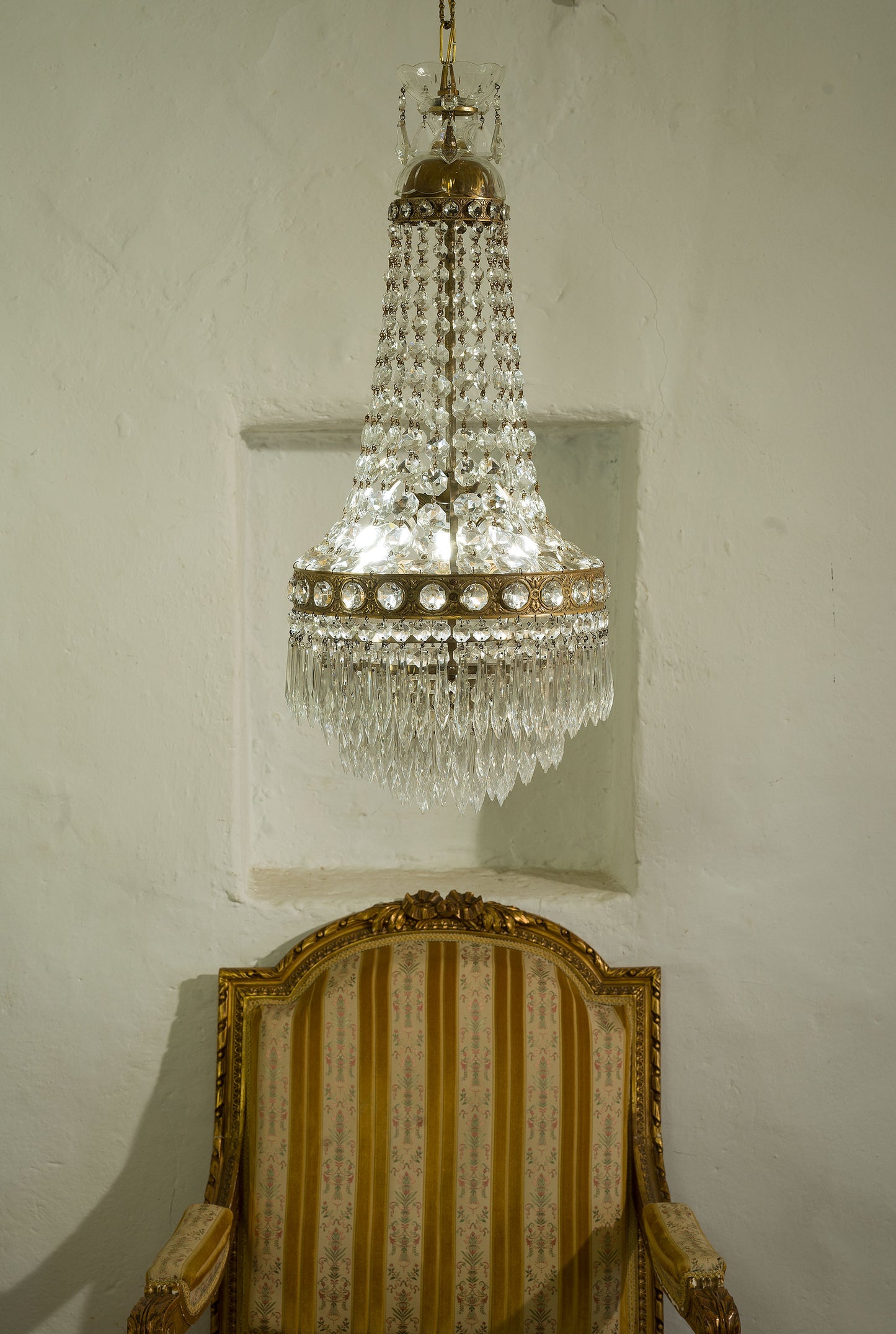 Lampadario Stile Impero con coppa di cristallo-Lo Stile Italiano