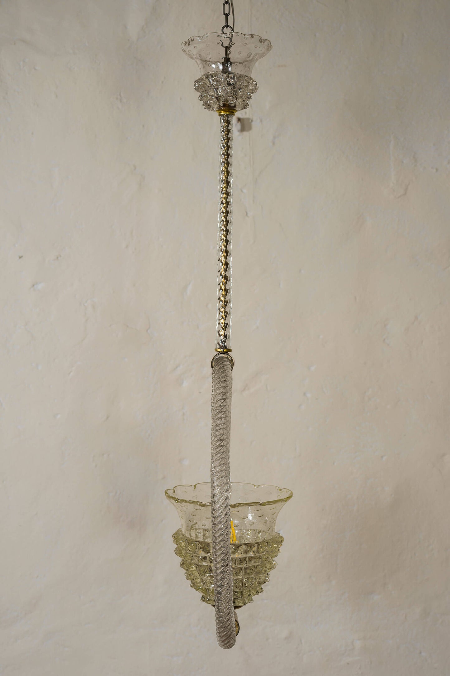 Lampadario in vetro di Murano, lavorazione del vetro Rostrato, telaio di vetro sagomato intorno alla coppa-Lo Stile Italiano