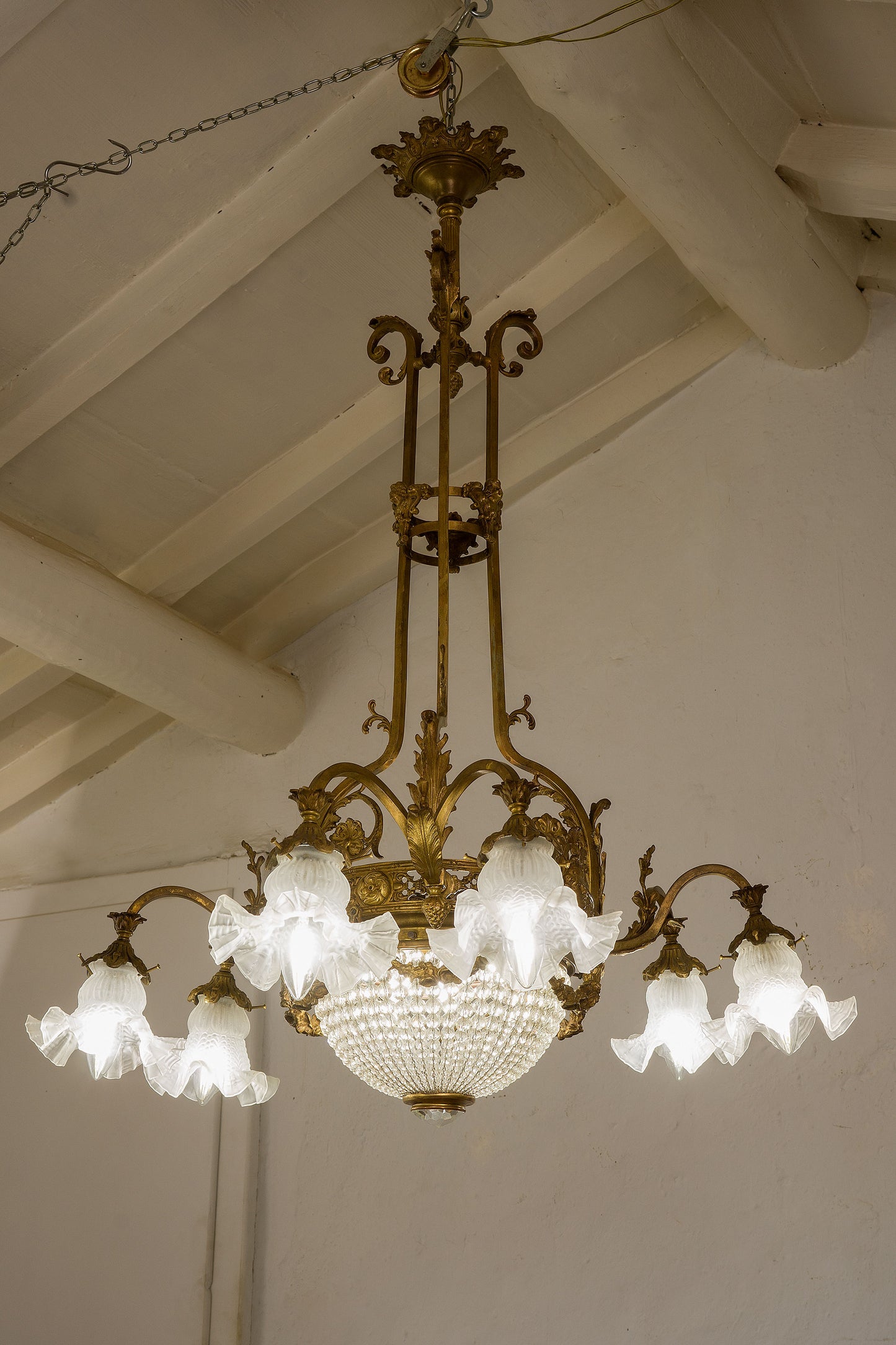 Antico Lampadario Art Nouveau (Liberty) in ottone cesellato e cristallo, 9 luci, Italia 1920 - Lo Stile Italiano