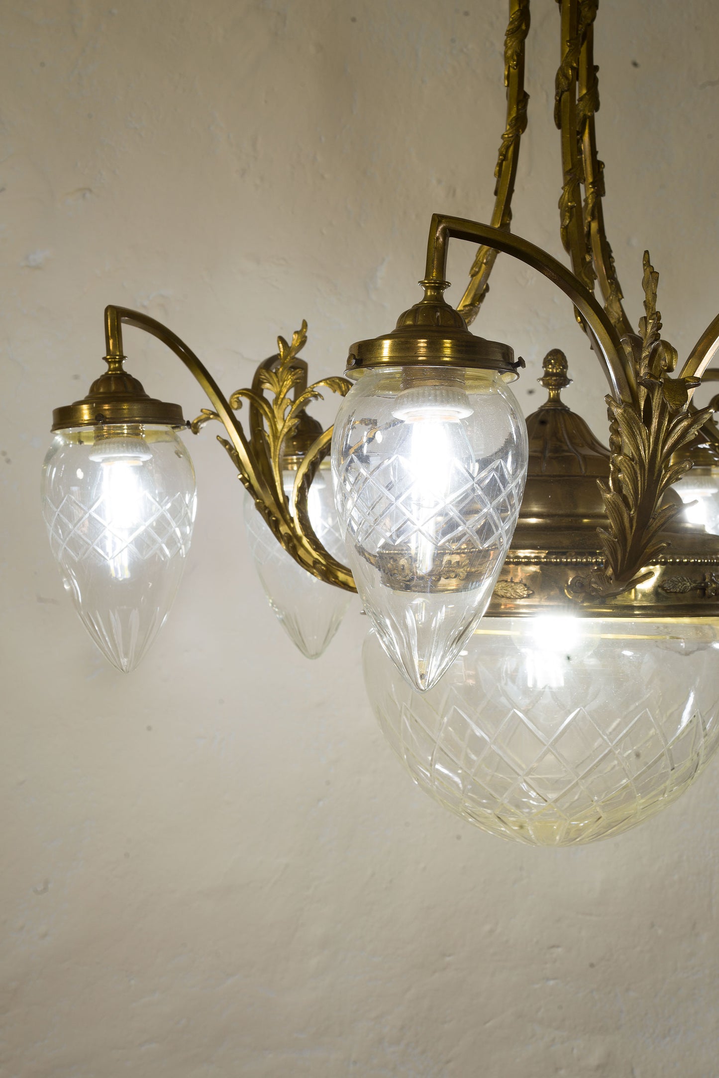 Antico Lampadario Art Nouveau in ottone e cristallo, 9 luci - Italia 1920 - Lo Stile Italiano
