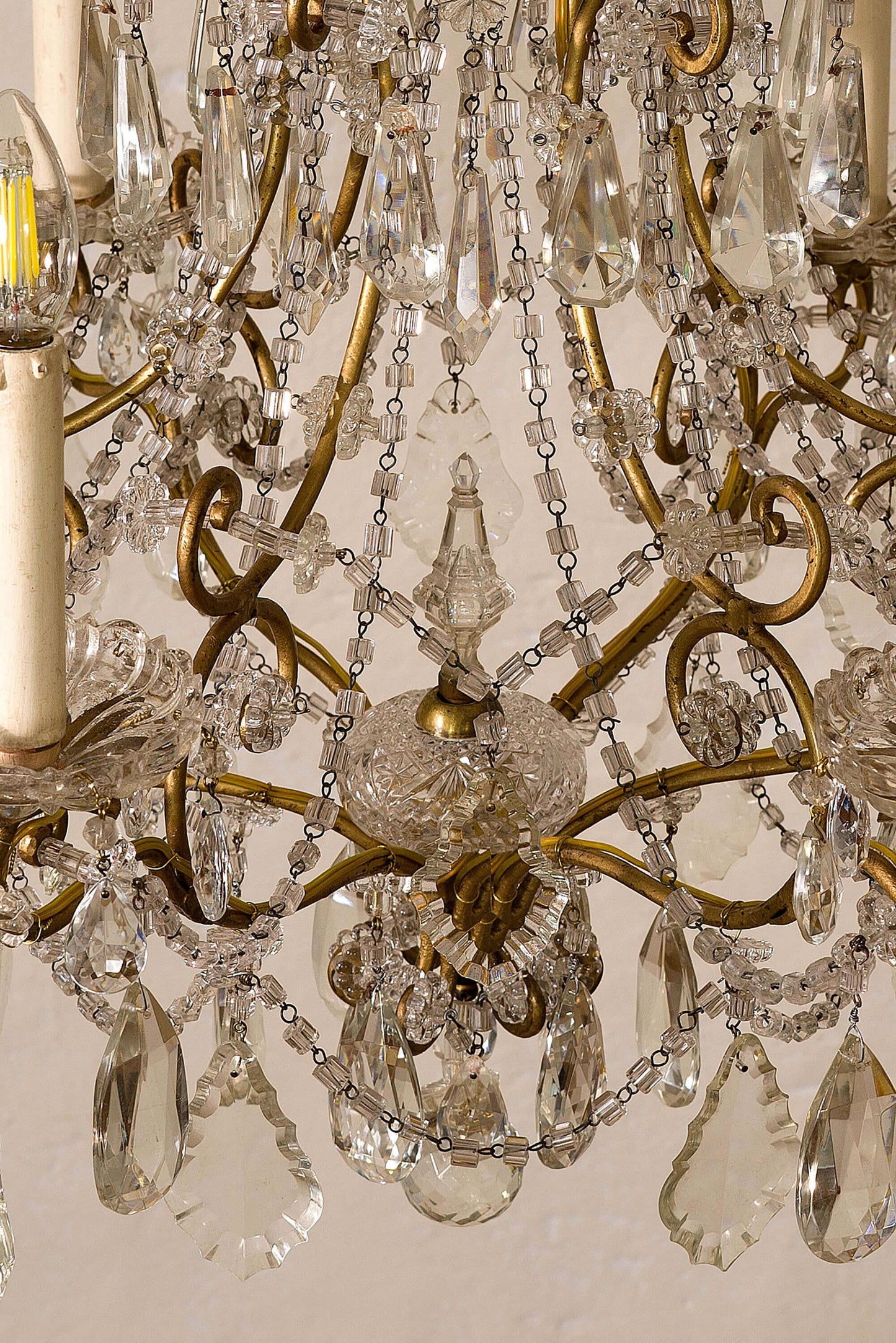 Antico lampadario Fiorentino in ferro battuto e cristallo - Lo Stile Italiano