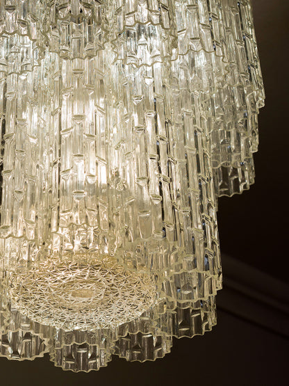 Bottom view of the Mid-Century Murano glass chandelier | Lo Stile Italiano