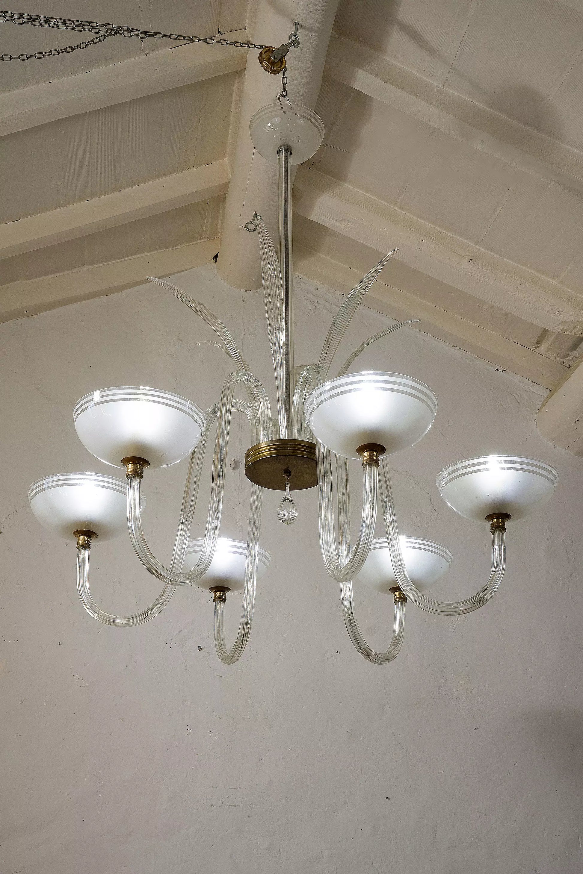 Lampadario 6 foglie che termina con una goccia di vetro soffiato a forma di fico| Lo Stile Italiano