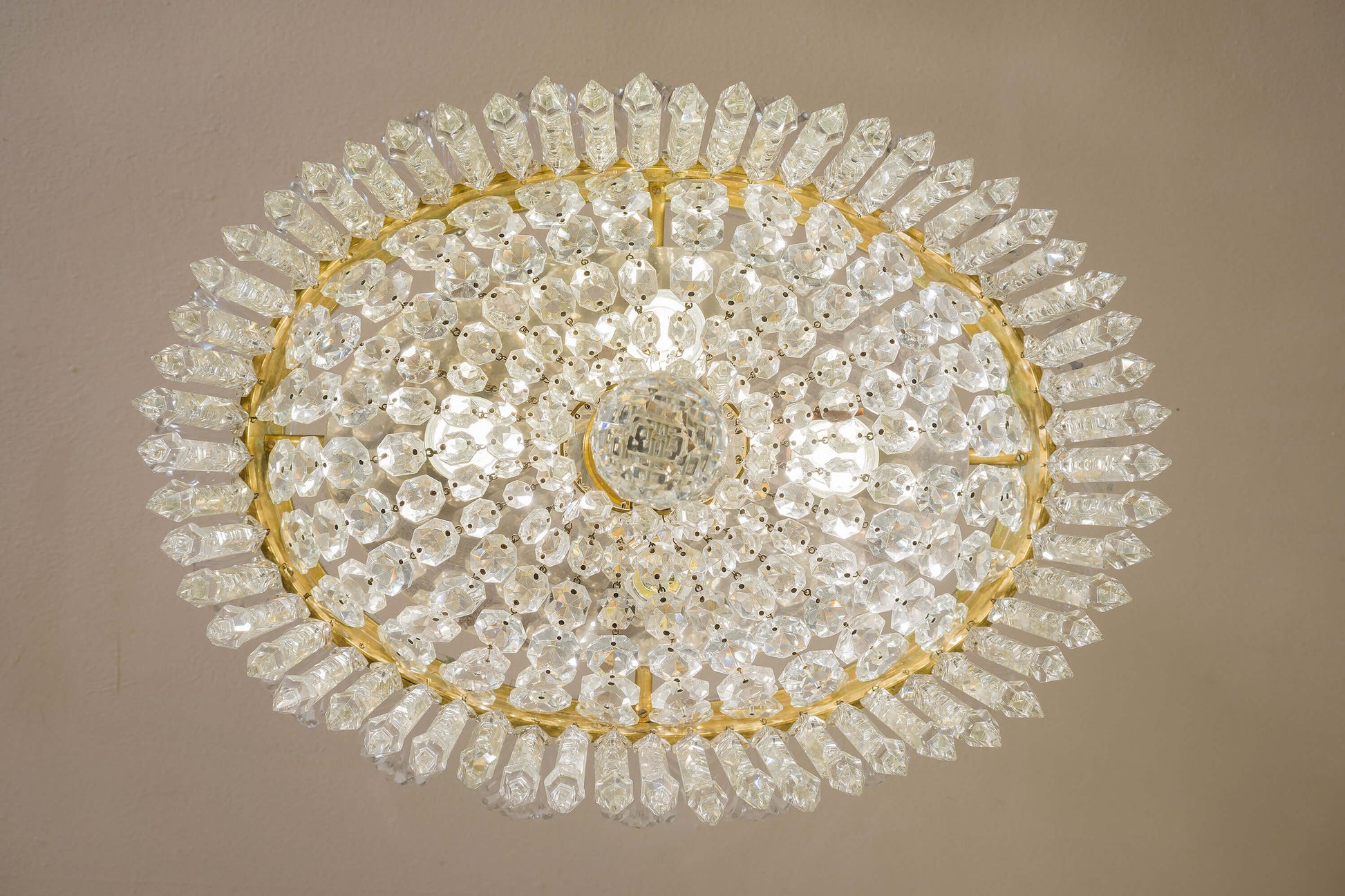Importante lampadario antico per ristorante.| Lo Stile Italiano