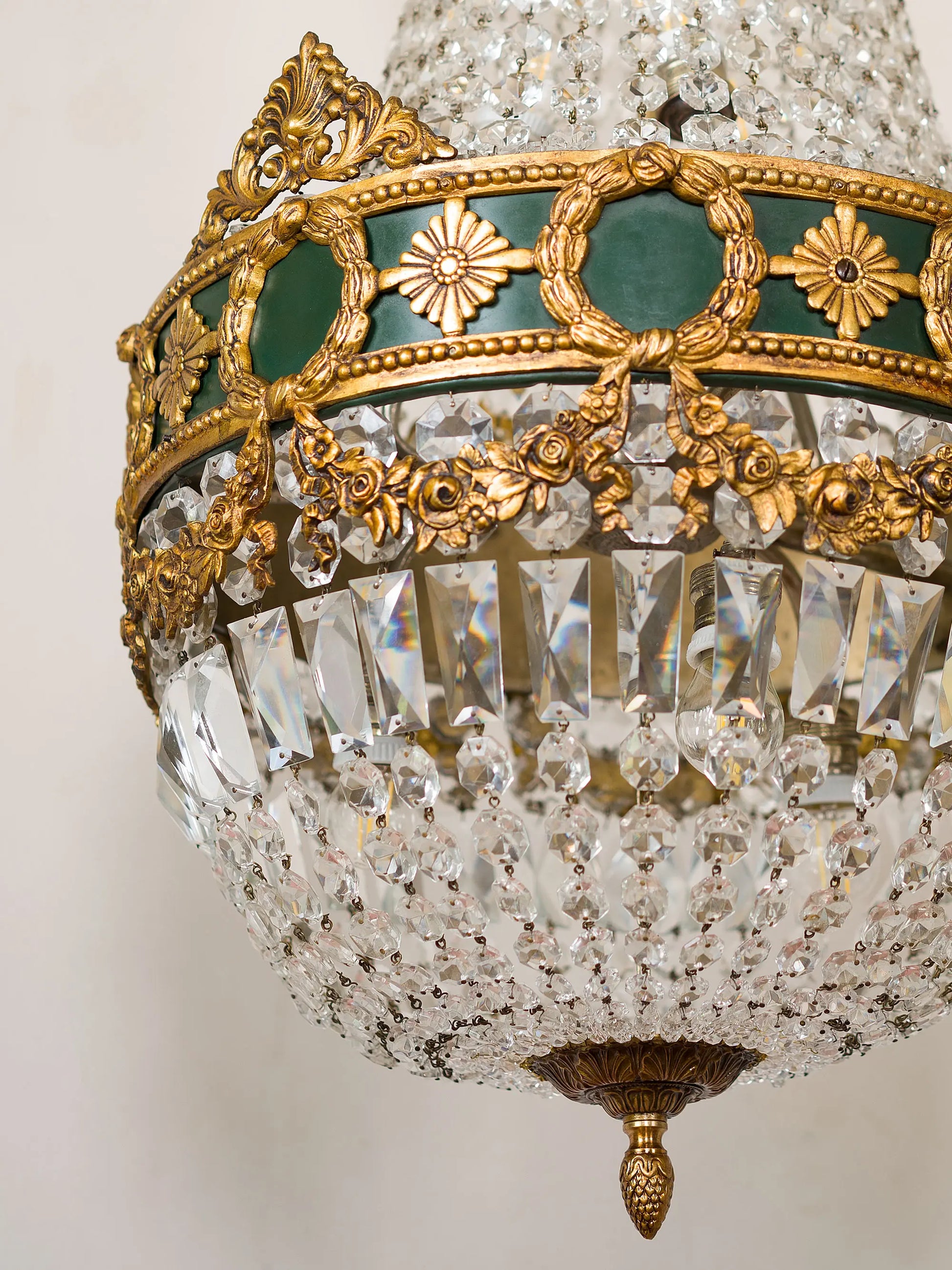 Lampadario vintage di cristallo in stile Impero con sei luci | Lo Stile Italiano