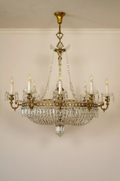 Antico lampadario di cristallo a 12 luci.| Lo Stile Italiano