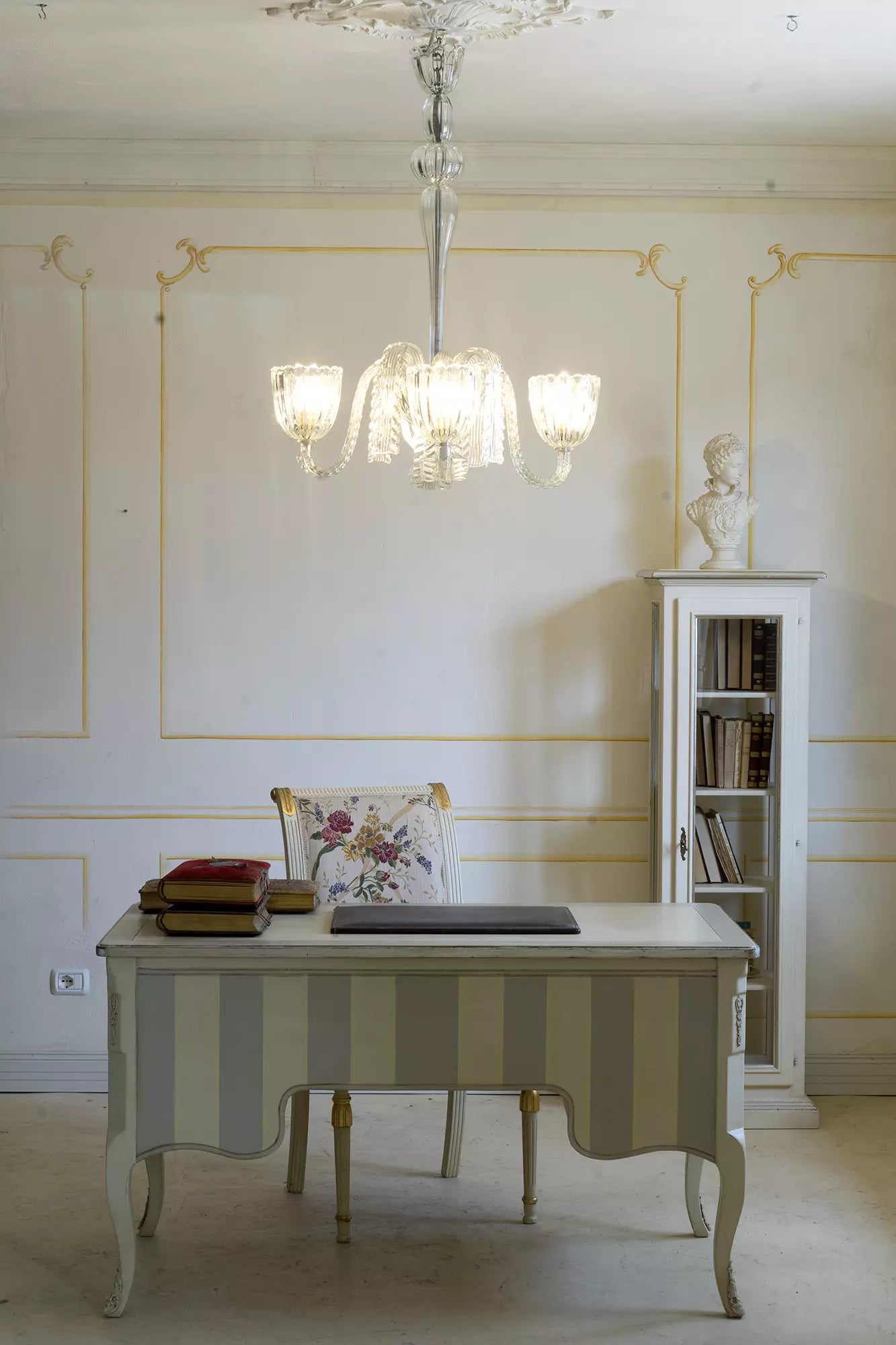Lampadario antico di Murano.| Lo Stile Italiano