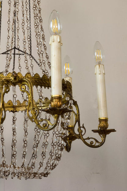 Raffinato Lampadario Stile Impero per Arredamento di Lusso. -Lo-Stile-Italiano. Refined Rococo Chandelier for Luxury Décor. -Lo-Stile-Italiano 