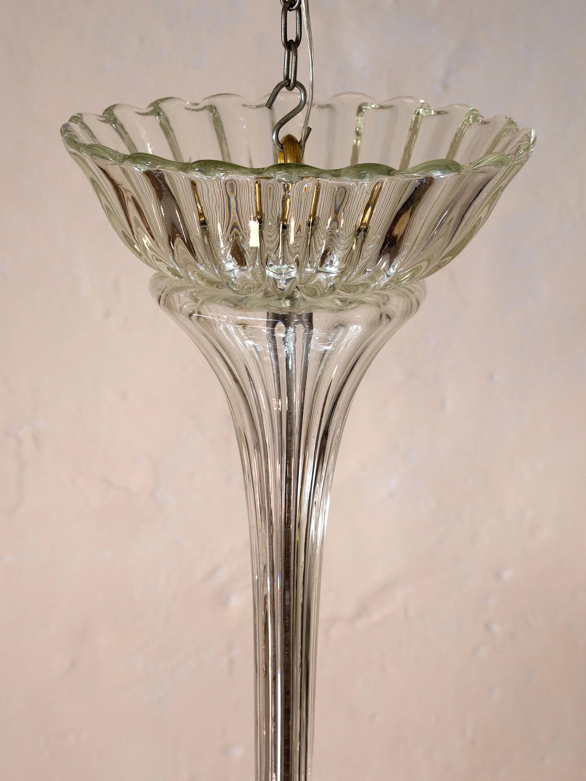 Dettaglio della parte alta del lampadario | Lo Stile Italiano