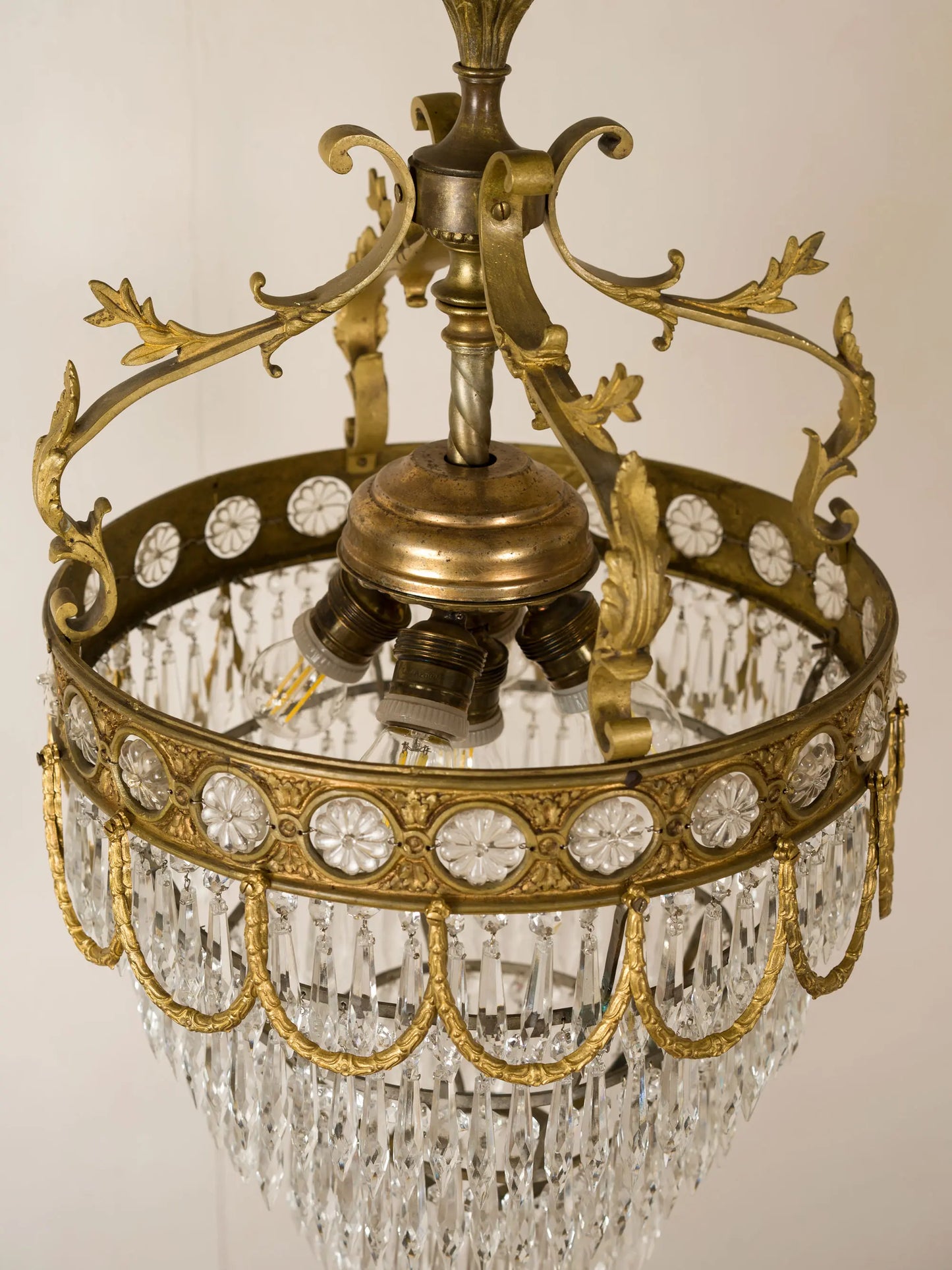 Lampadario visto dall'alto| Lo Stile Italiano