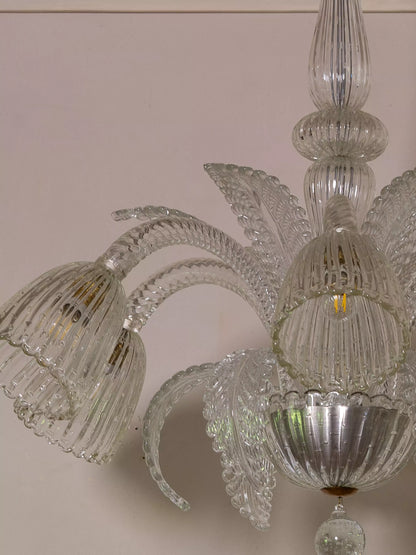 Lampadario con coppe e foglie in vetro antico veneziano.| Lo Stile Italiano