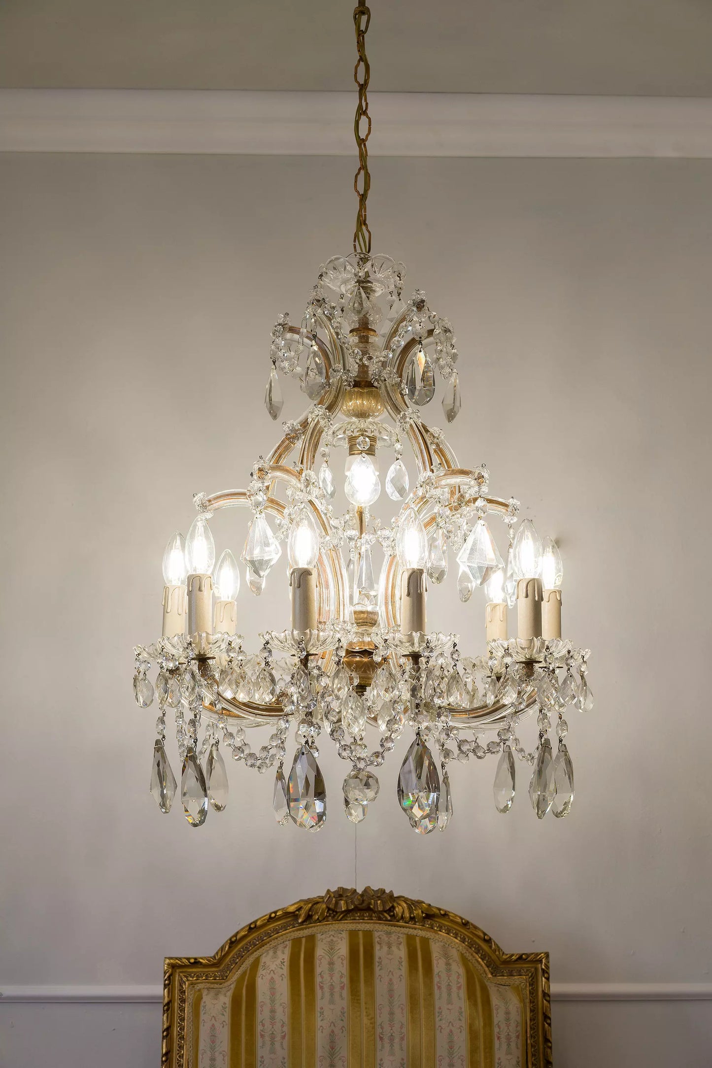 Lampadario Vintage di Cristallo Stile Maria Teresa con 11 Luci.| Lo Stile Italiano