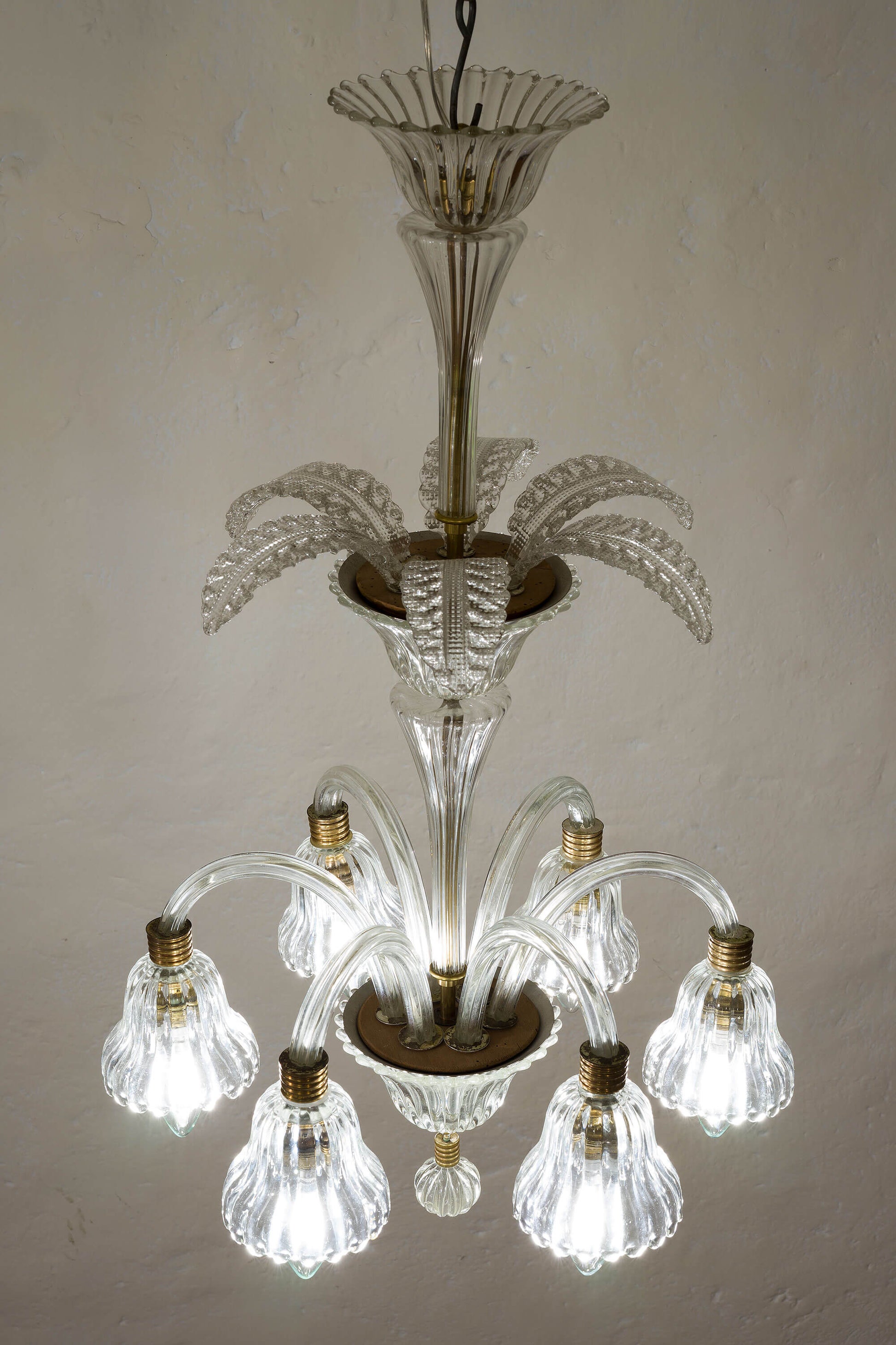Un gioiello luminoso per il tuo ambiente: lampadario in vetro soffiato italiano.. | Lo Stile Italiano