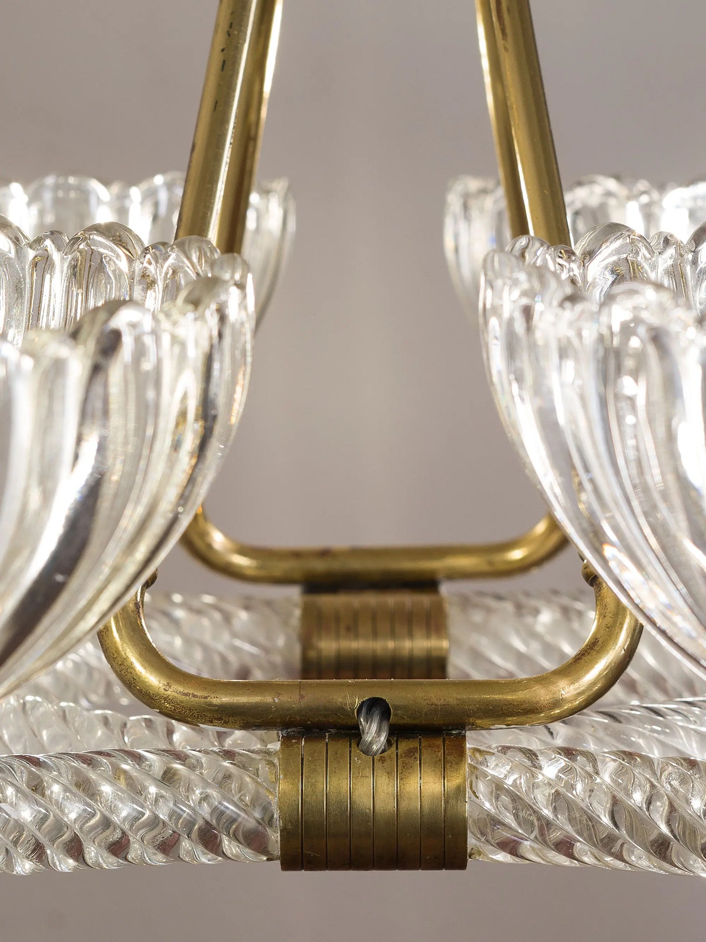 Lampadario Antico di Murano per hotel e ristoranti. | Lo Stile Italiano