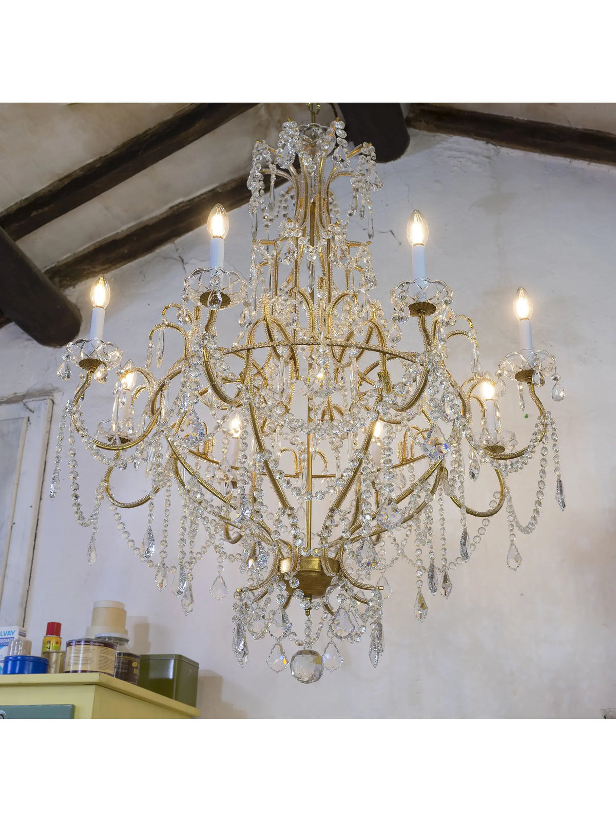 restored chandelier with a new electrical system | Lo Stile Italiano