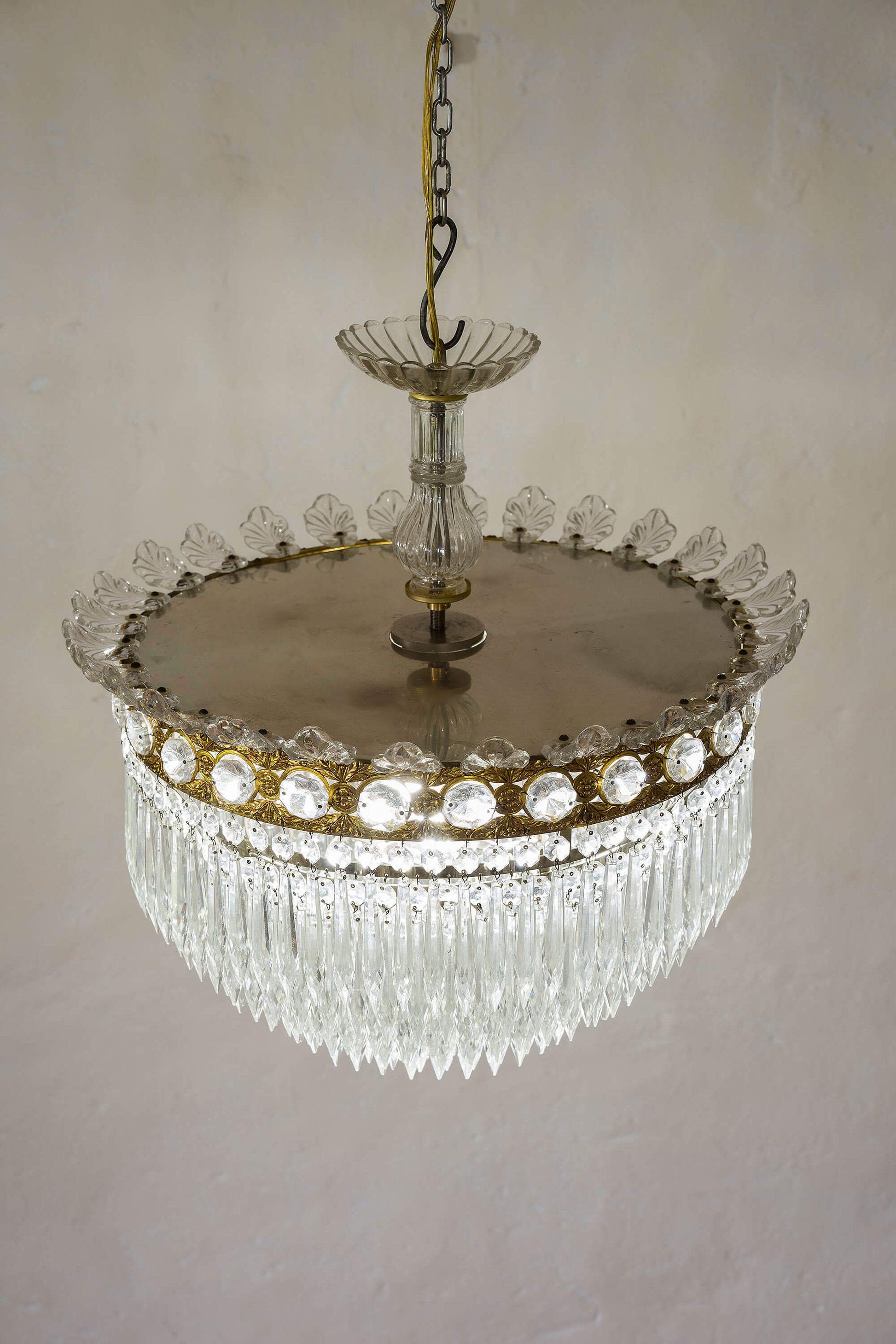 Antica plafoniera di cristallo con 5 luci. | Lo Stile Italiano