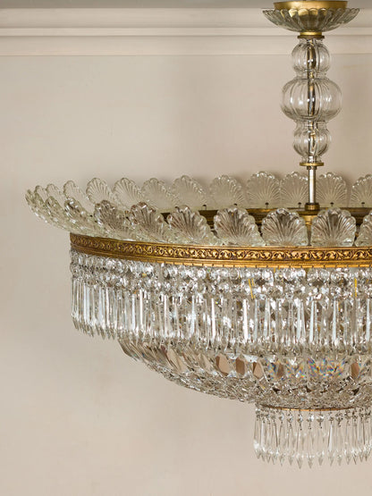 Plafoniera Impero con corona in ottone e foglie di vetro disposte a raggiera. | Lo Stile Italiano