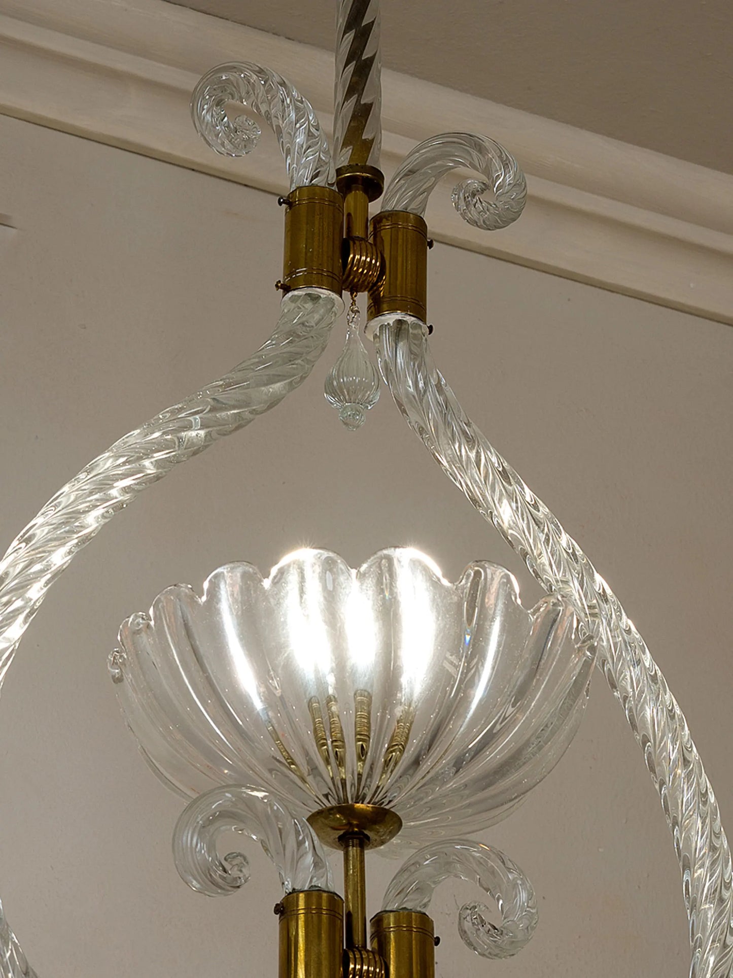 Lampadario di lusso in vetro di Murano dei primi 900. Luxury early 1900s Murano chandelier. Lustre de luxe en verre de Murano. Luxus-Murano-Kronleuchter. Lámpara de lujo de Murano.| Lo Stile Italiano