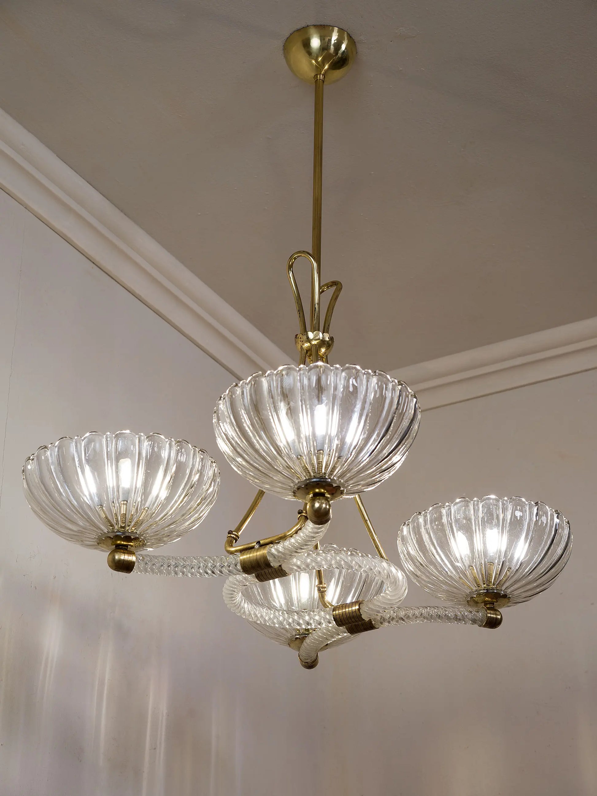 Elegante lampadario per soggiorni, camere e cucine. | Lo Stile Italiano