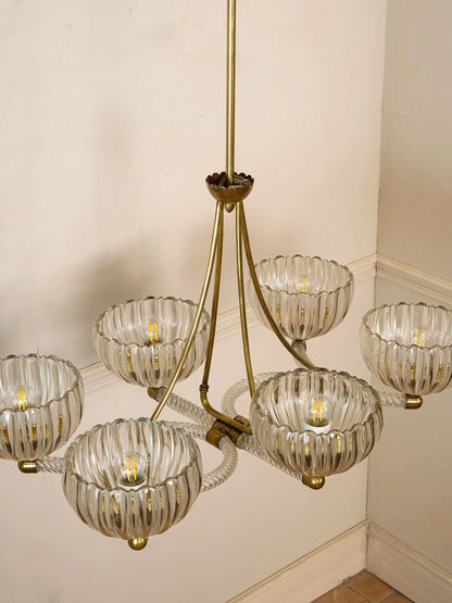 Lampadario in vetro artistico di Murano, realizzato a mano da maestri vetrai veneziani. | Lo Stile Italiano