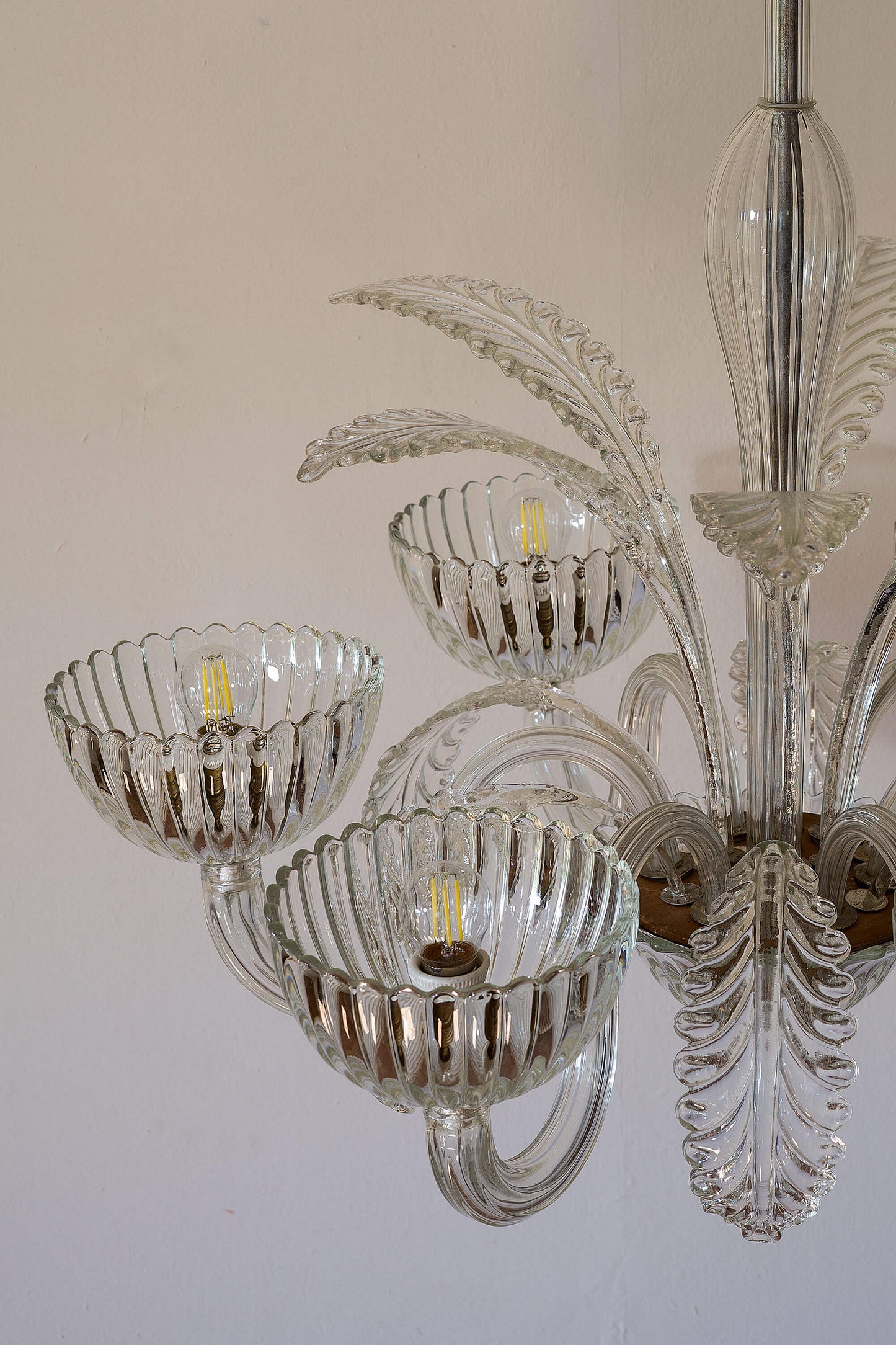 Vetro soffiato artigianale: Lampadario di Murano. | Lo Stile Italiano