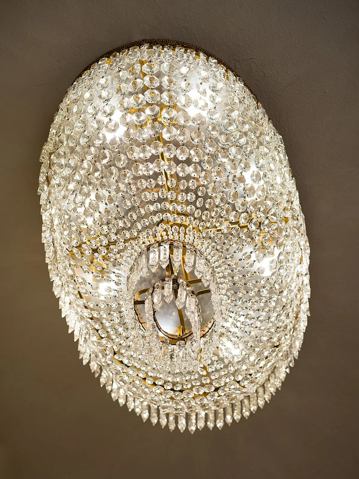 Lampadario vintage in cristallo trasparente. - Lo Stile Italiano