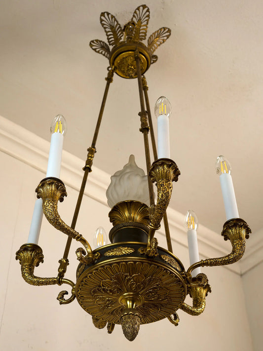 Lampadario antico in stile Impero in bronzo cesellato e dorato, Francia fine XIX – inizio XX secolo | Lo Stile Italiano