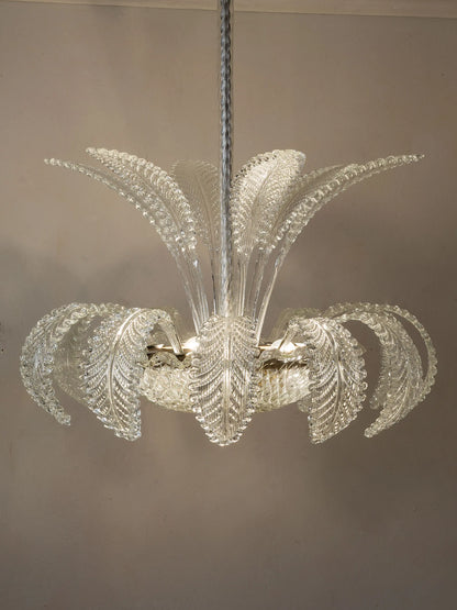 Lampadario vintage in vetro veneziano trasparente con composizione di foglie | Lo Stile Italiano