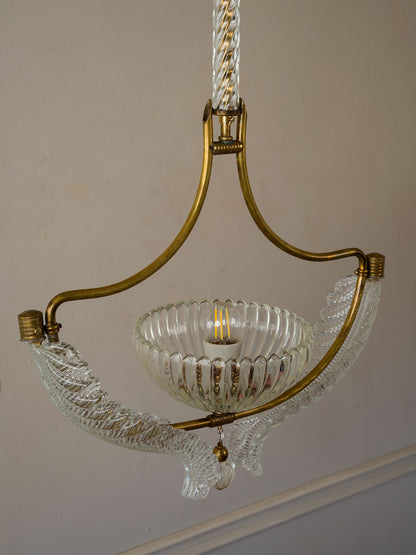 LAmpadario italiano in vetro soffiato mid century con due grandi foglie e una coppa centrale | Lo Stile Italiano 
