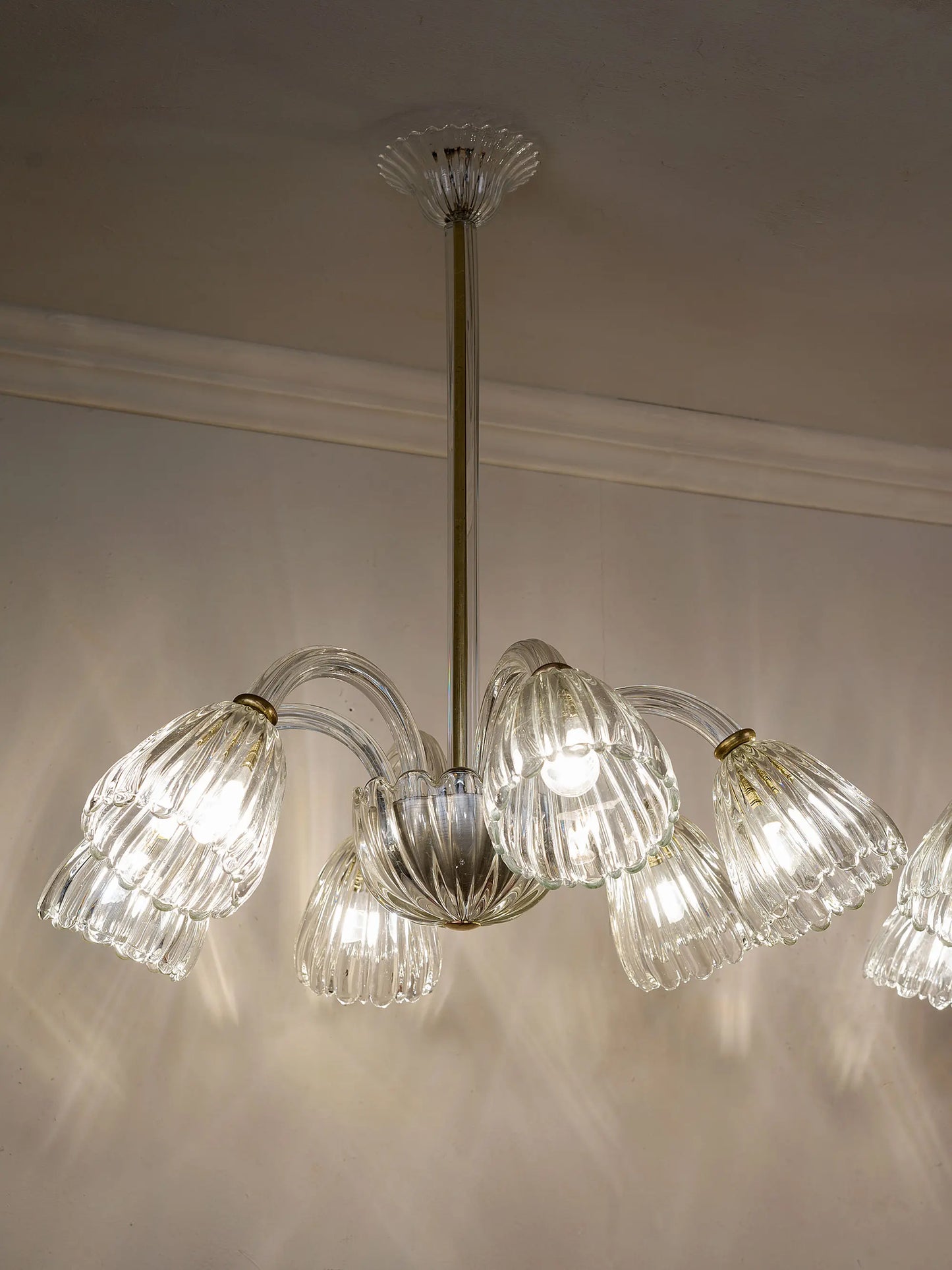 Lampadario Murano cinque luci con diffusori in vetro costolato | Lo Stile Italiano 