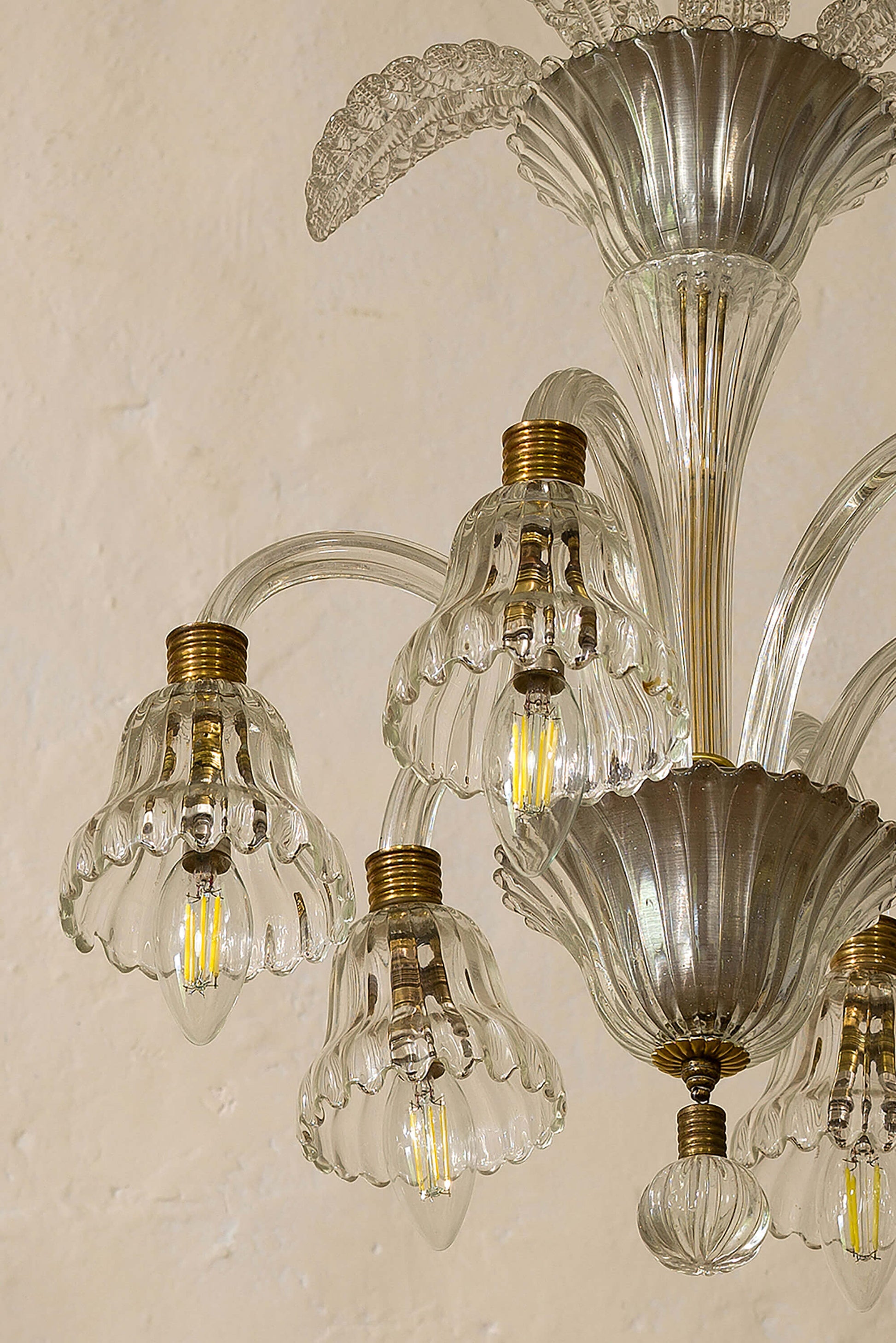 L'artigianato tradizionale italiano in mostra: lampadario di vetro soffiato.. | Lo Stile Italiano