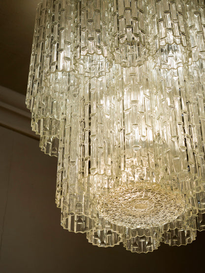 Decorated lower diffuser of the Italian Tronchi-style chandelier | Lo Stile Italiano