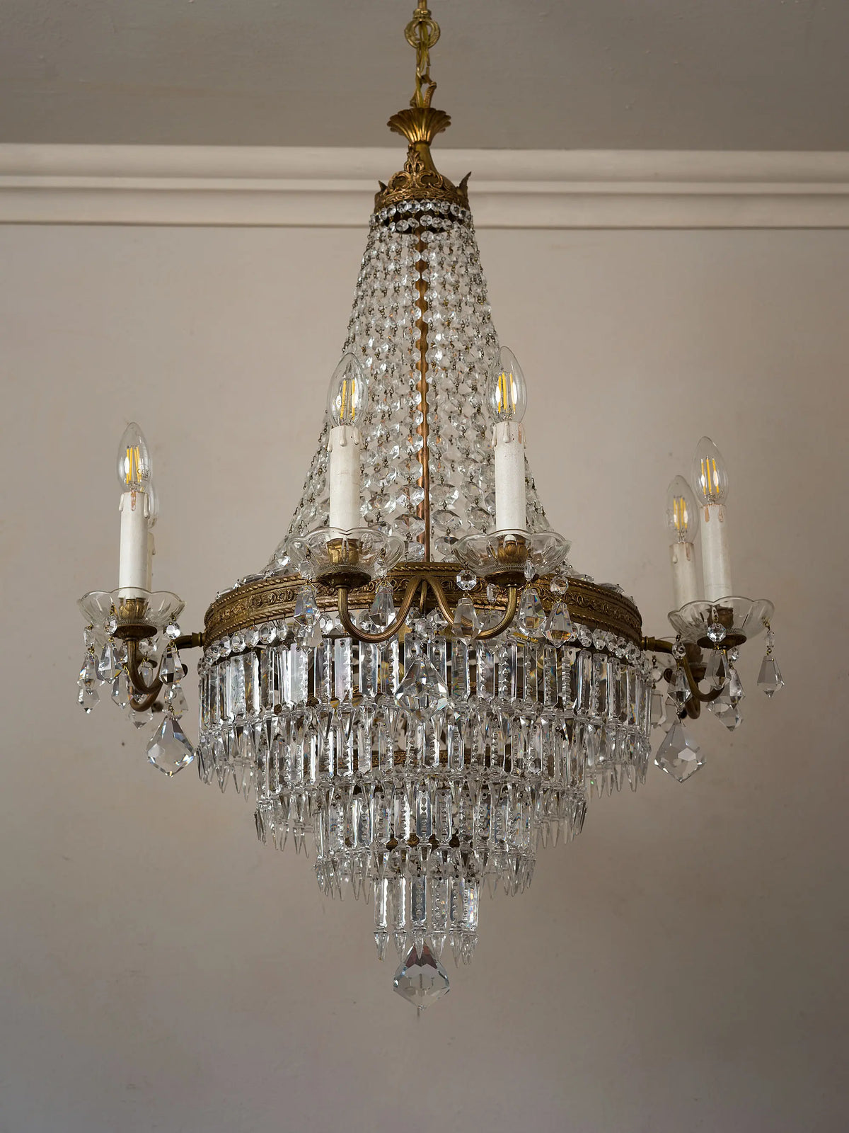 Lampadario stile Impero con catenelle di ottagoni in cristallo molato | Lo Stile Italiano 