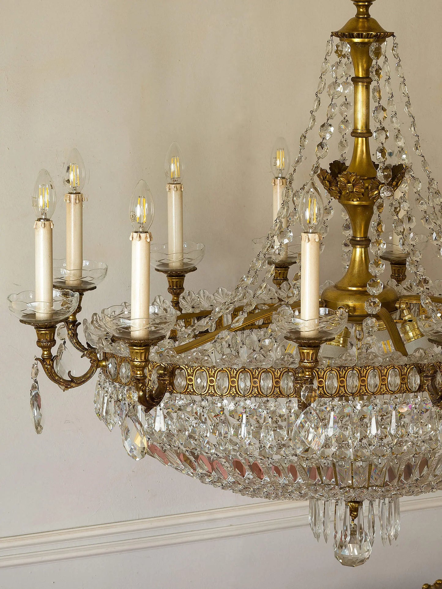 Lampadario vintage anni '40 in ottone e cristallo | Lo Stile Italiano