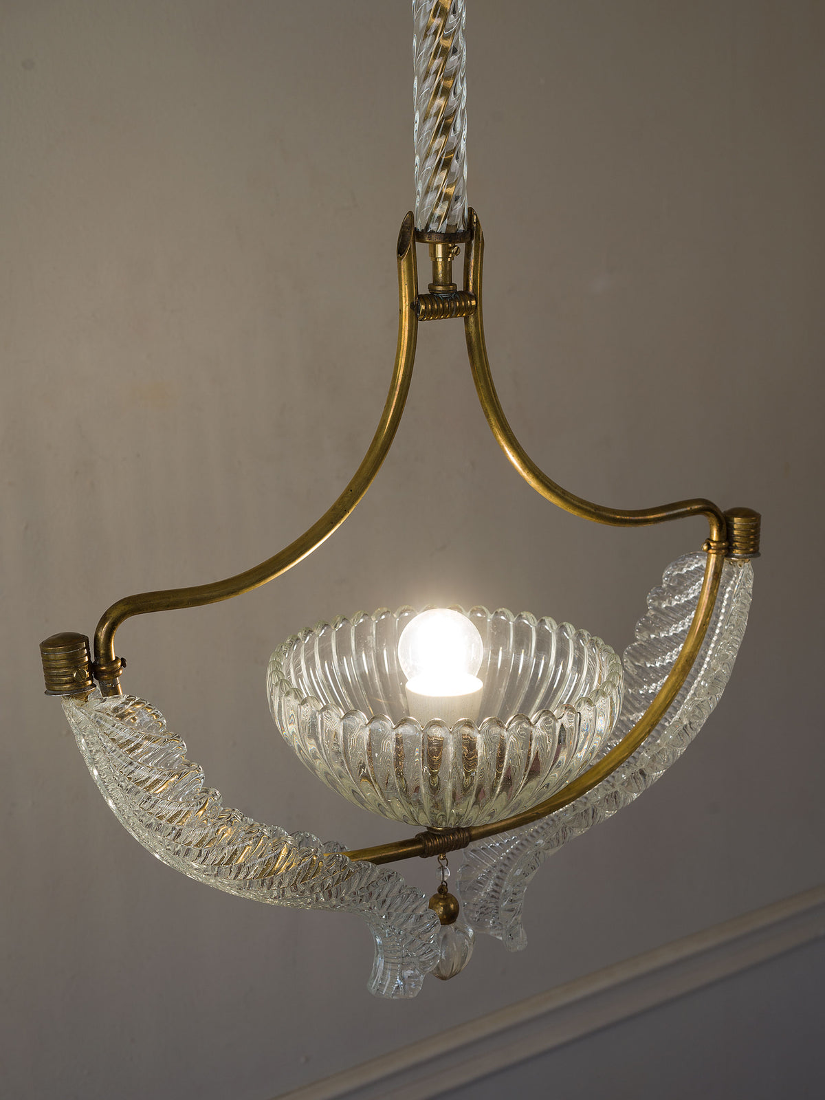 Lampadario vintage anni ’40 con foglie in vetro di Murano | Lo Stile Italiano 