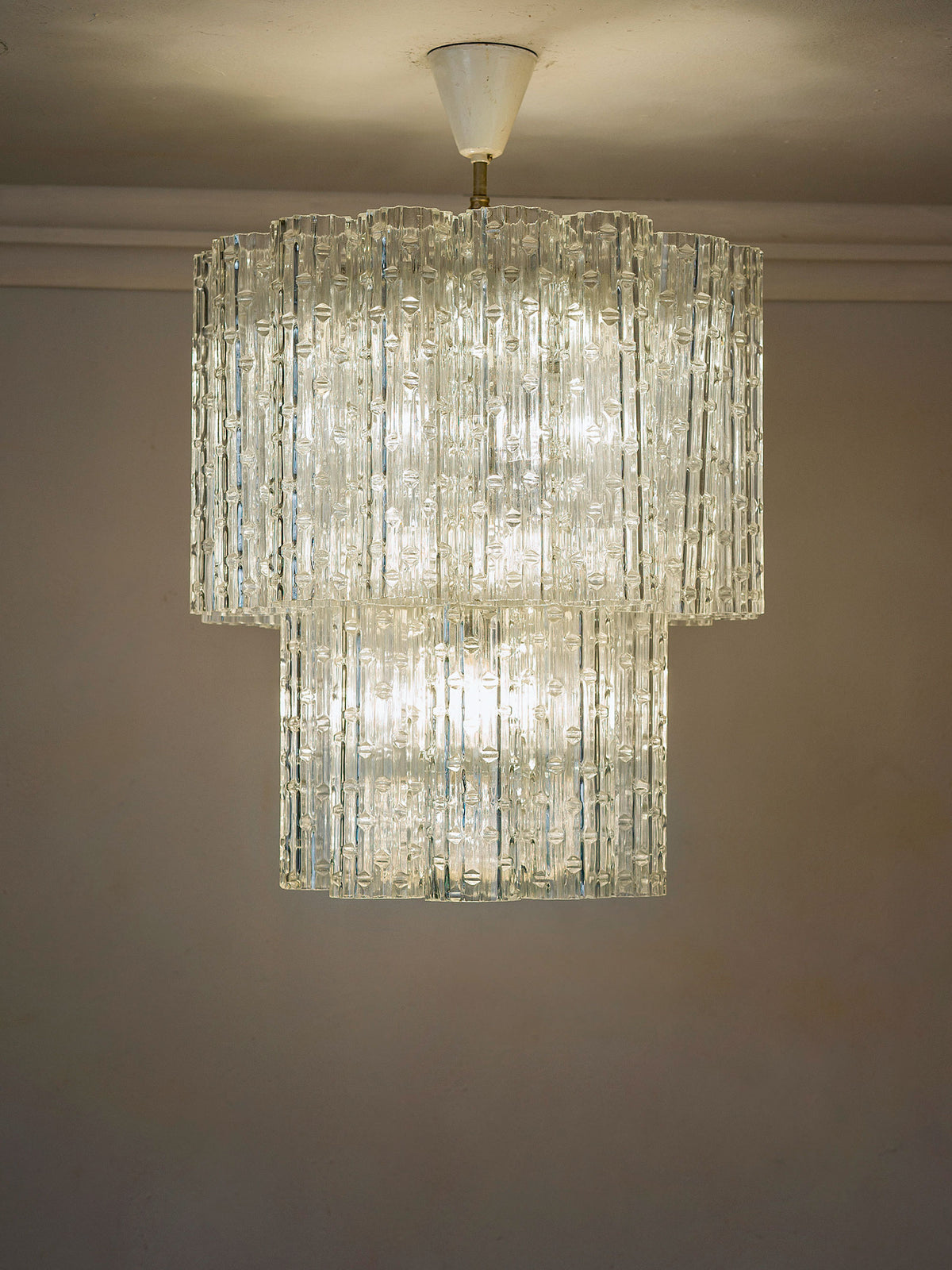 Vintage Murano chandelier from the 1960s by Toni Zuccheri for Venini | Lo Stile Italiano
