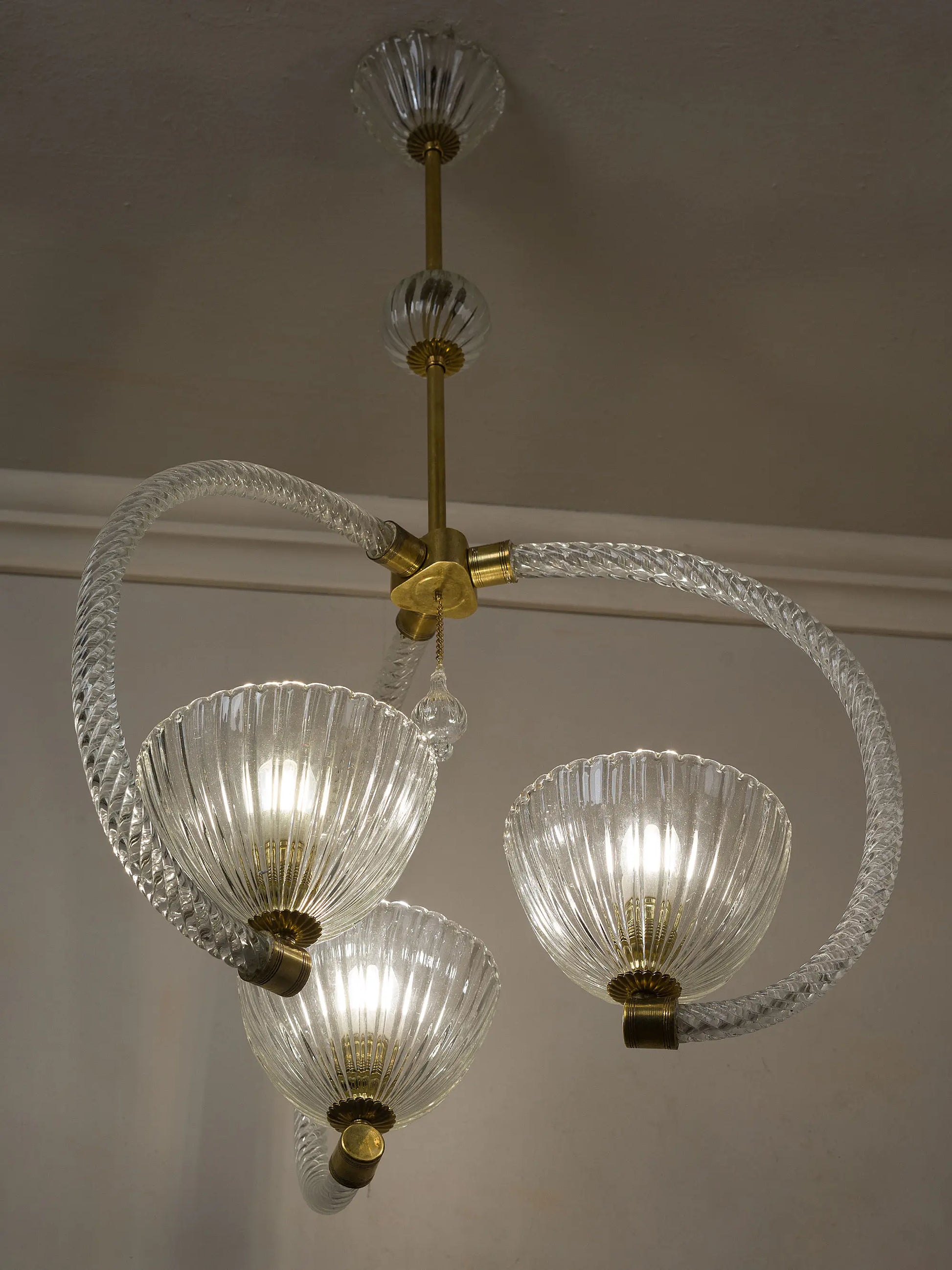 Lampadario antico in ottone e vetro trasparente  | Lo Stile Italiano