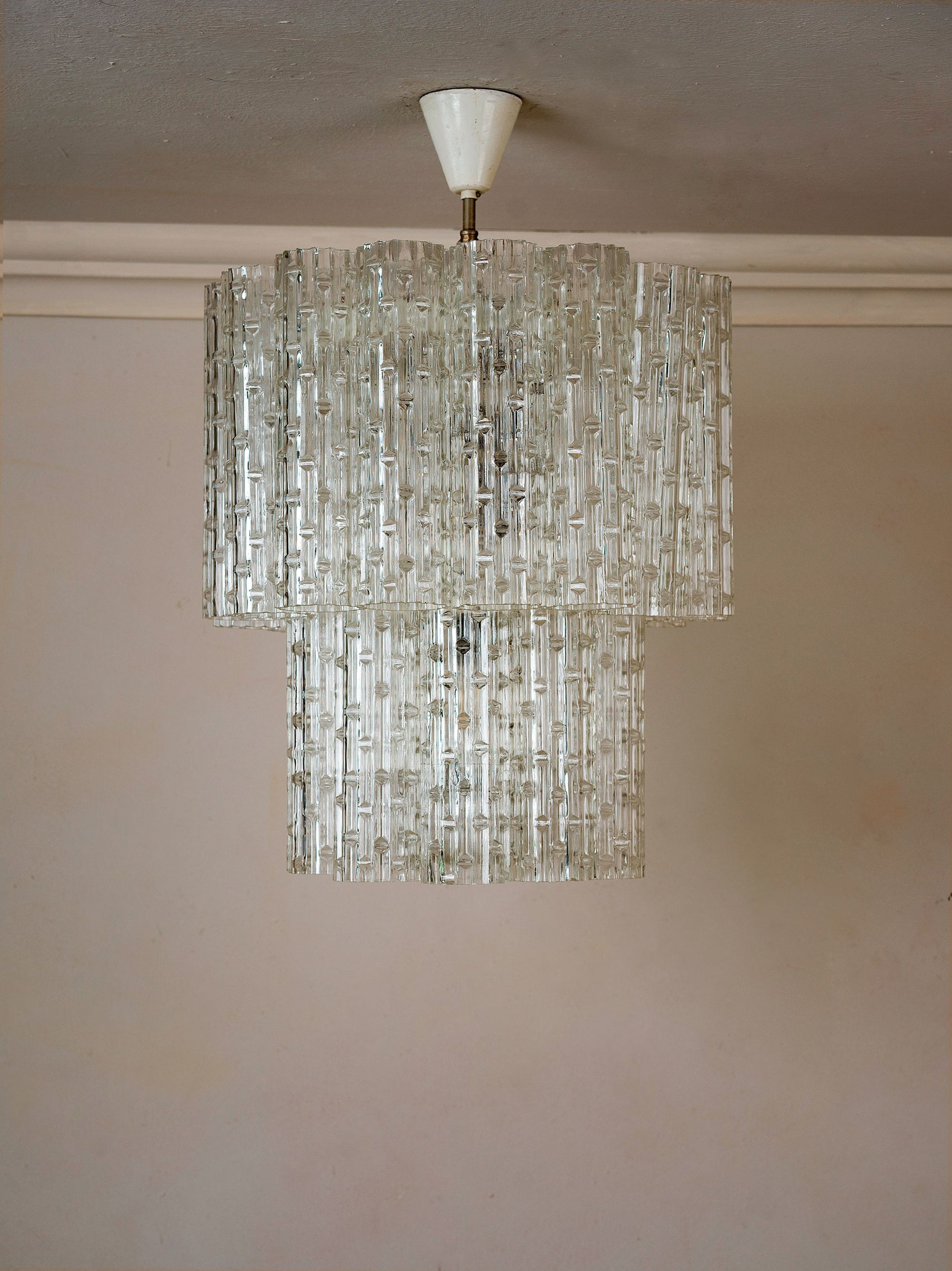 Italian Mid-Century Modern Murano glass chandelier in Tronchi style | Lo Stile Italiano