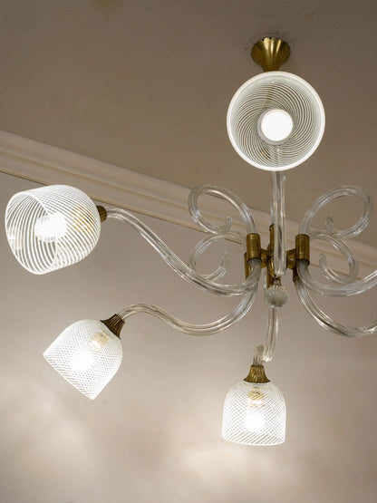 Lampadario Antico di Murano con coppe in vetro soffiato con decori elicoidali con effetto a reticello - Lo Stile Italiano